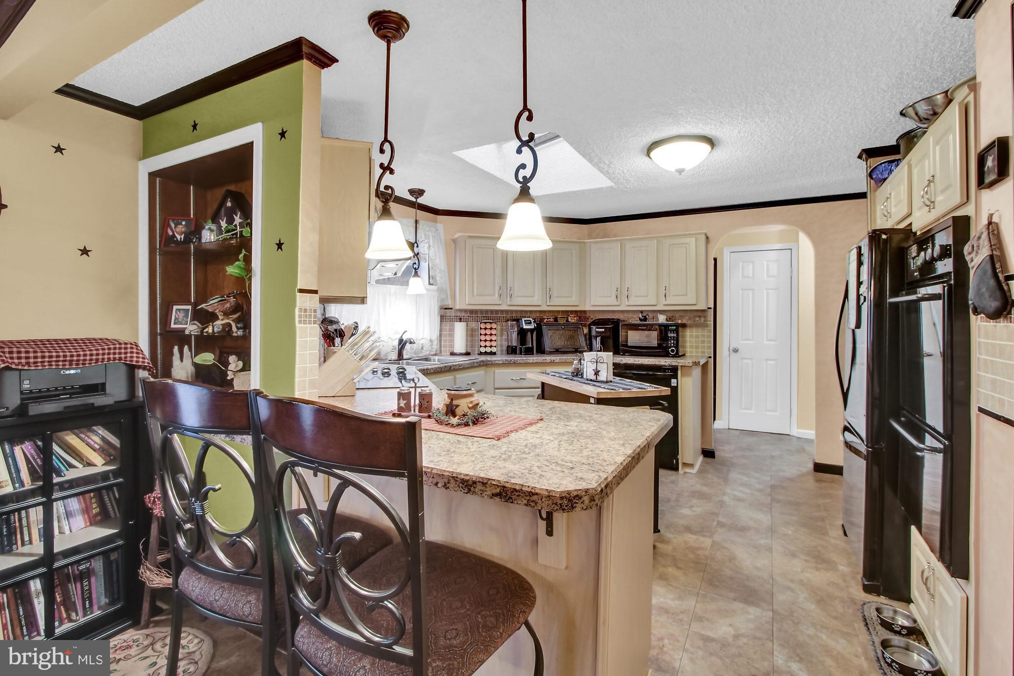 WINDSOR TWP - Residential