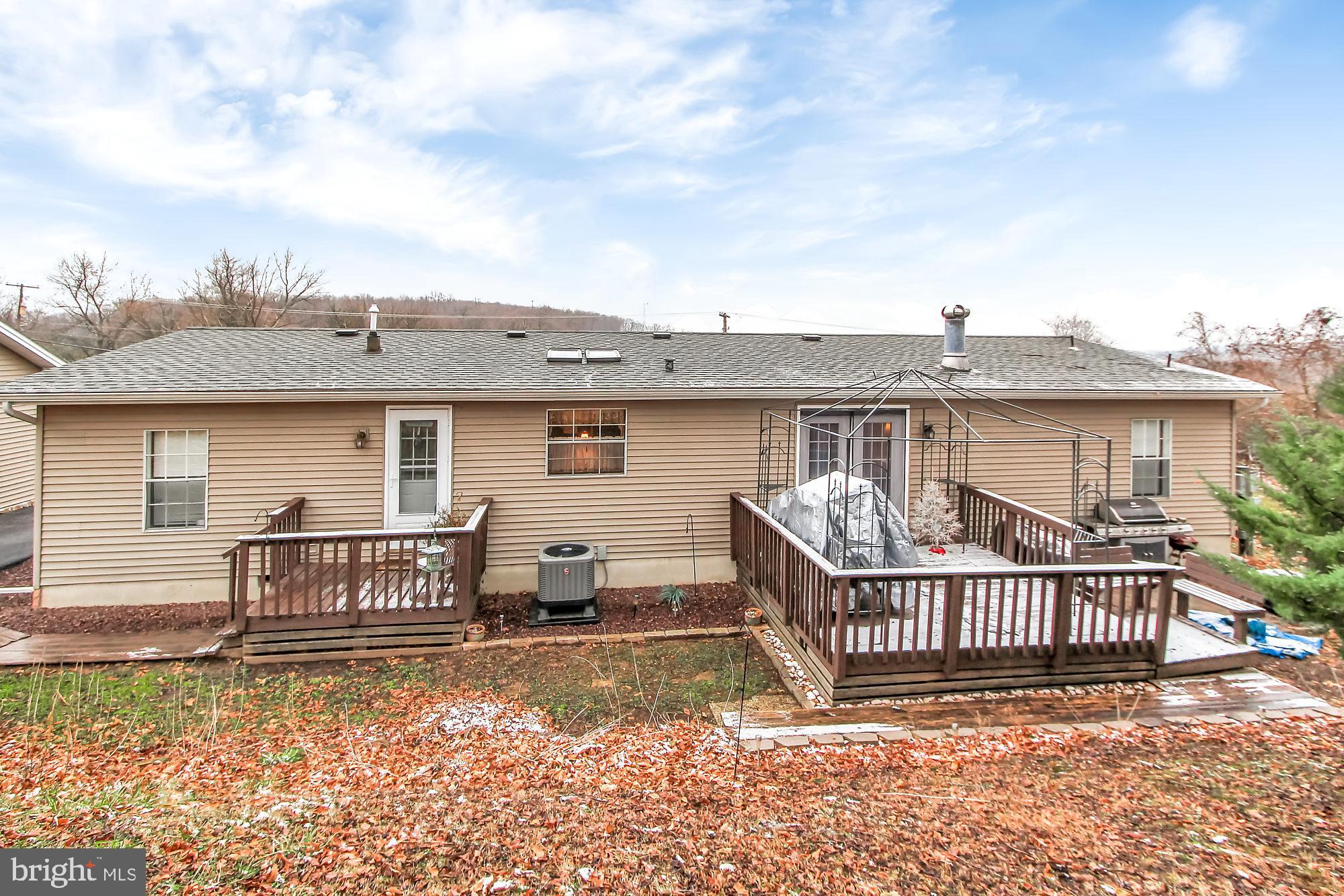 WINDSOR TWP - Residential