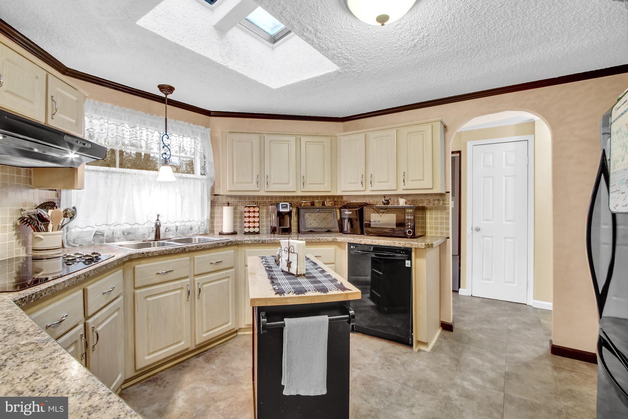 WINDSOR TWP - Residential