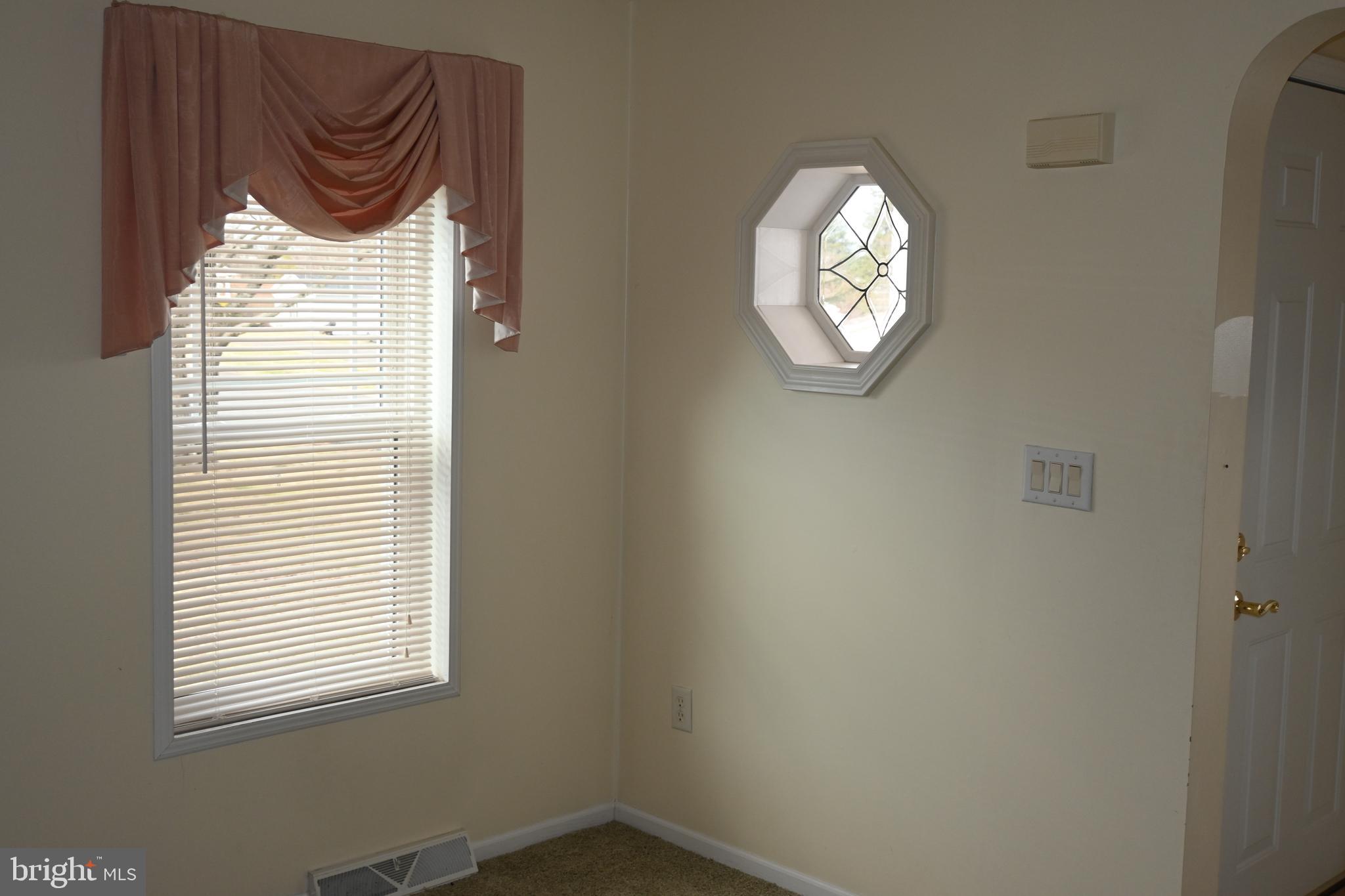 QUIET ACRES - Residential