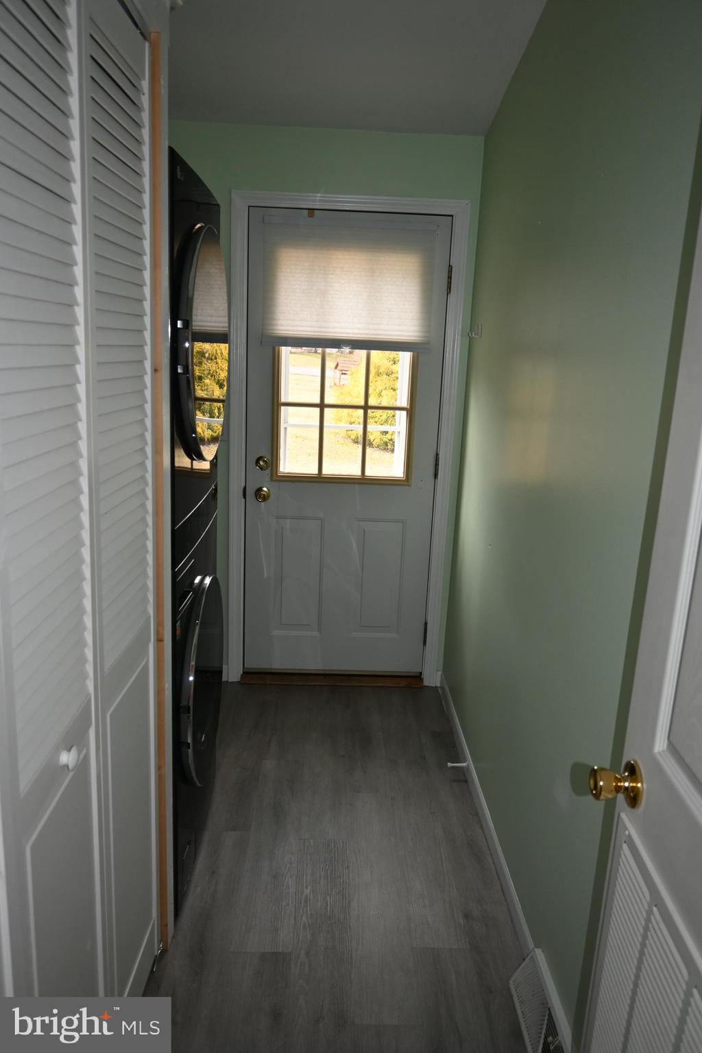 QUIET ACRES - Residential