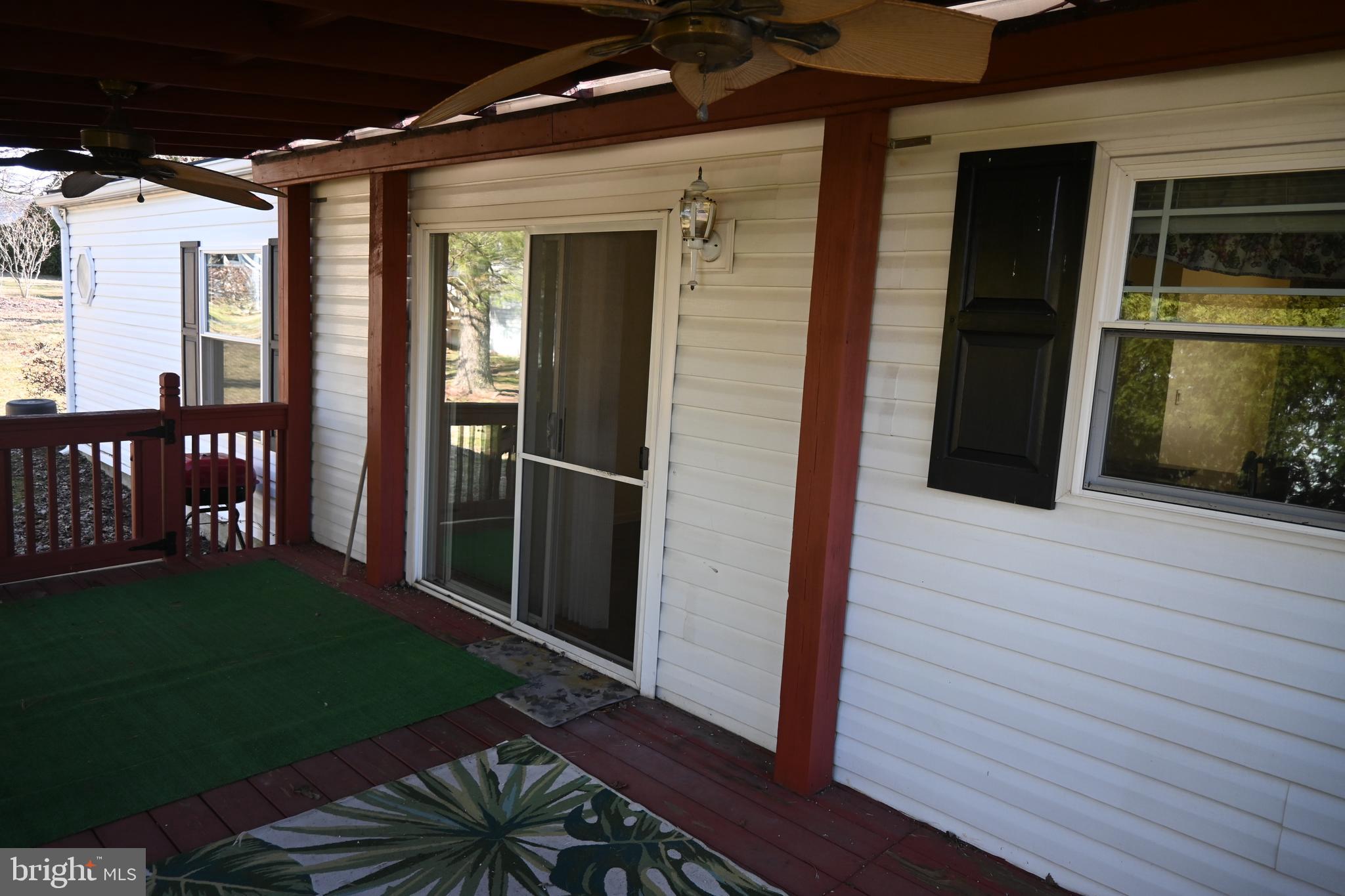 QUIET ACRES - Residential