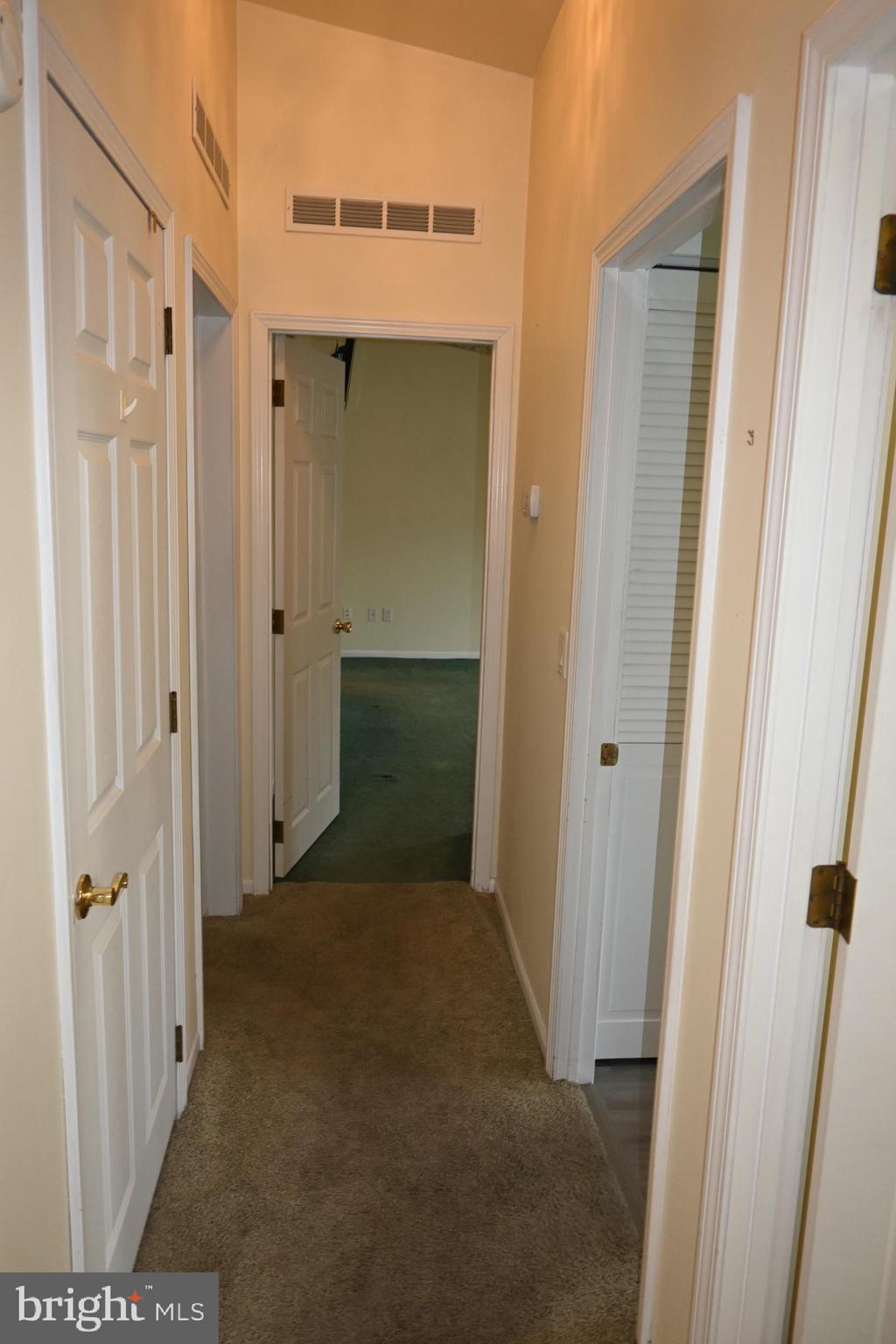 QUIET ACRES - Residential