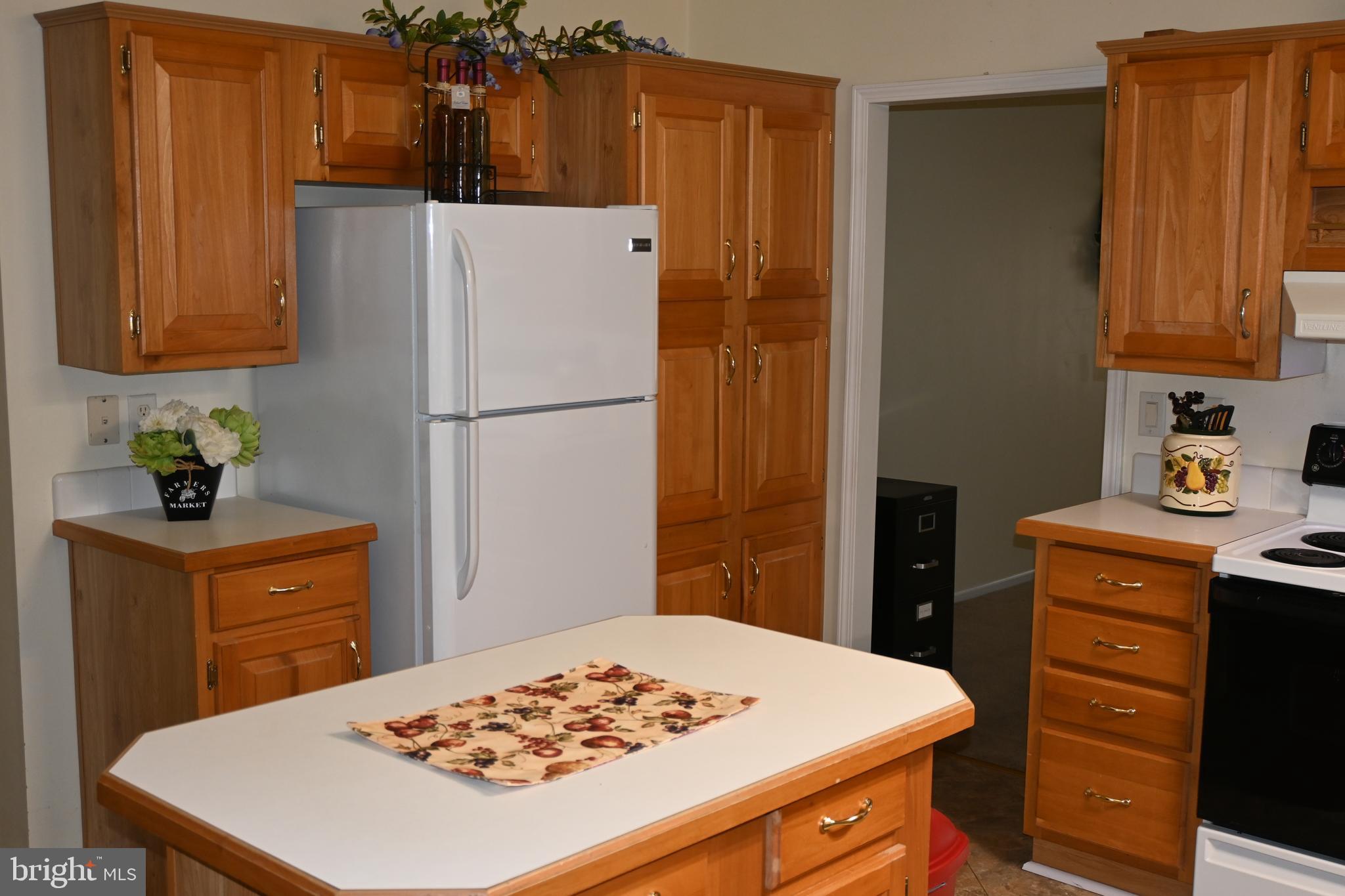 QUIET ACRES - Residential