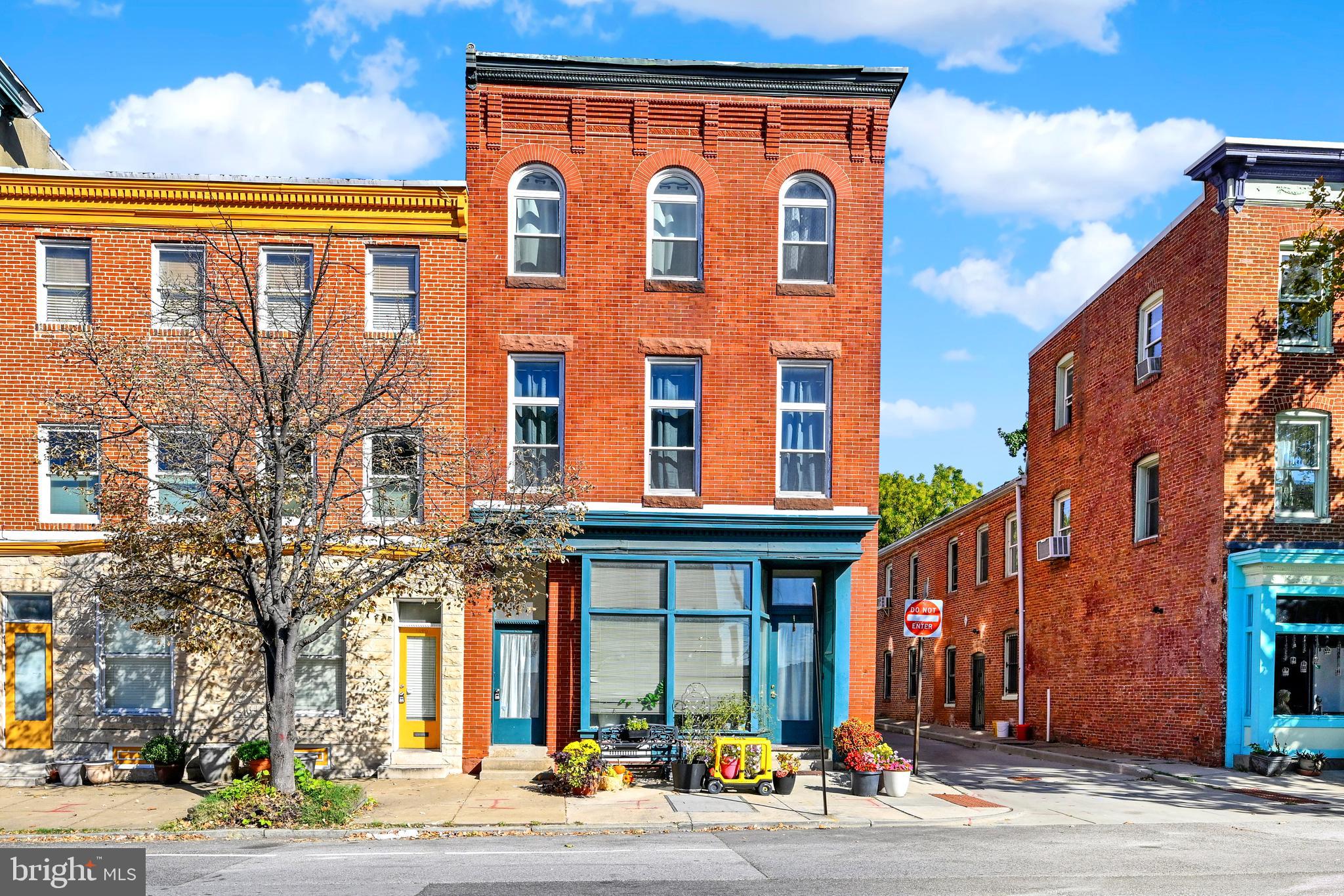 WASHINGTON SQUARE - Residential