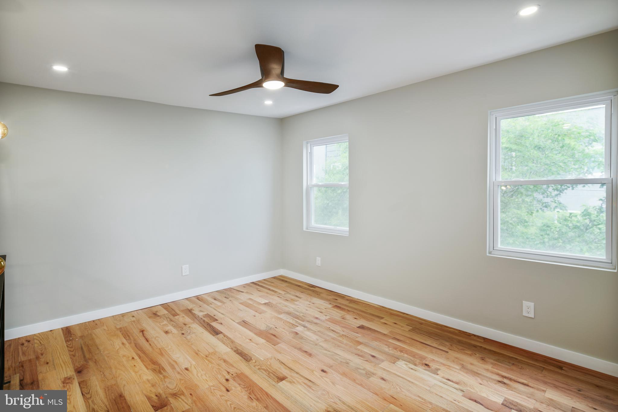 PASSYUNK SQUARE - Residential