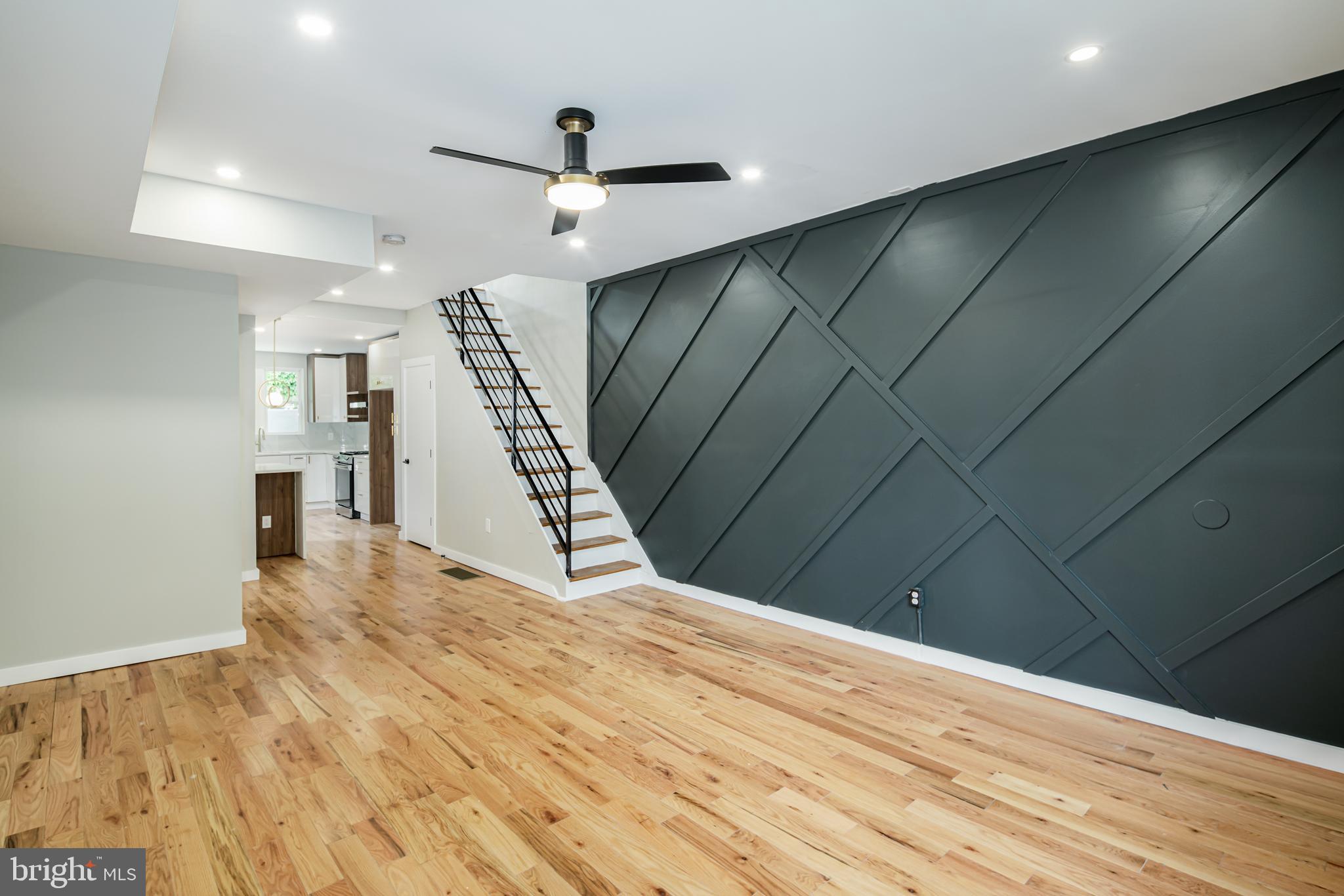 PASSYUNK SQUARE - Residential