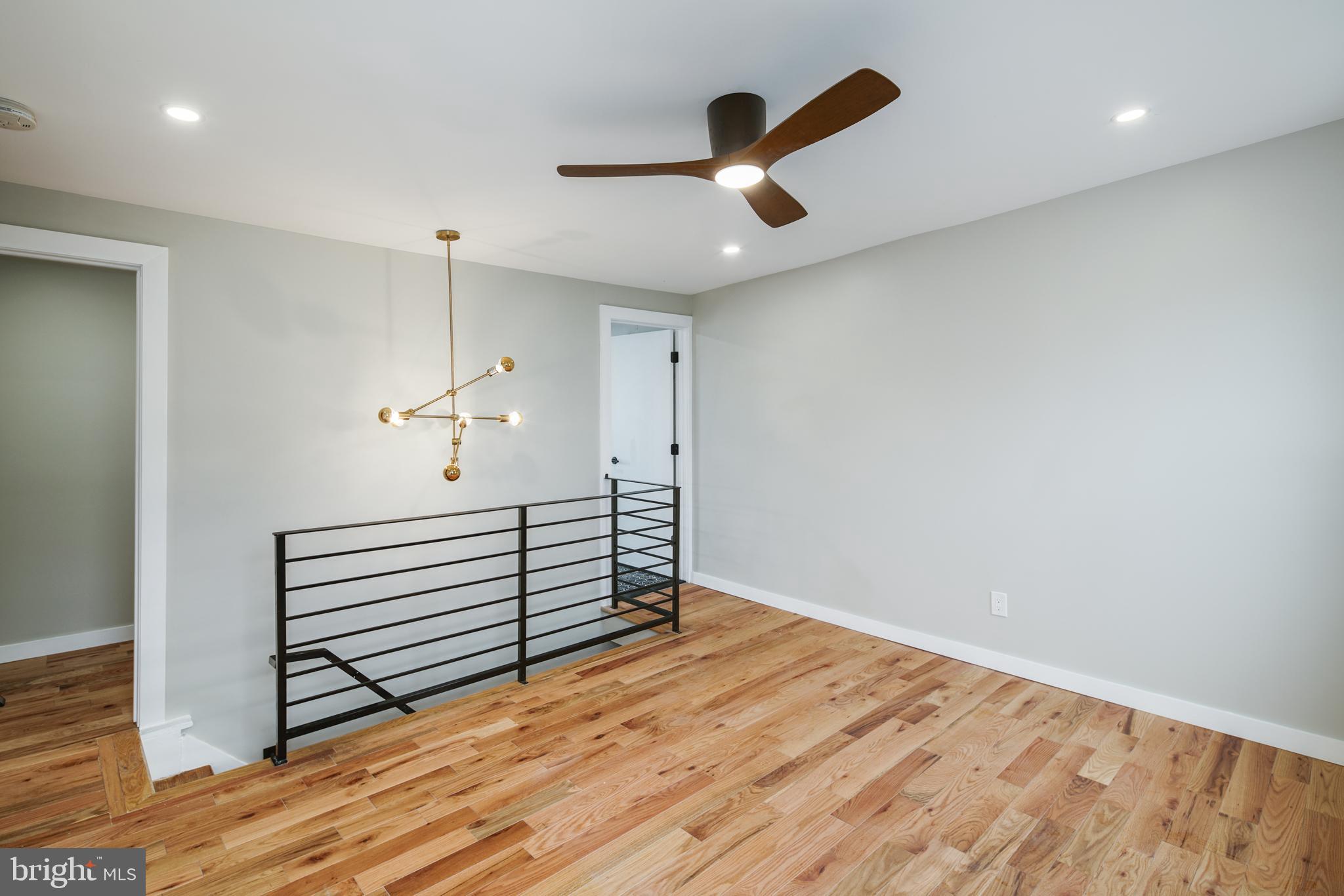 PASSYUNK SQUARE - Residential