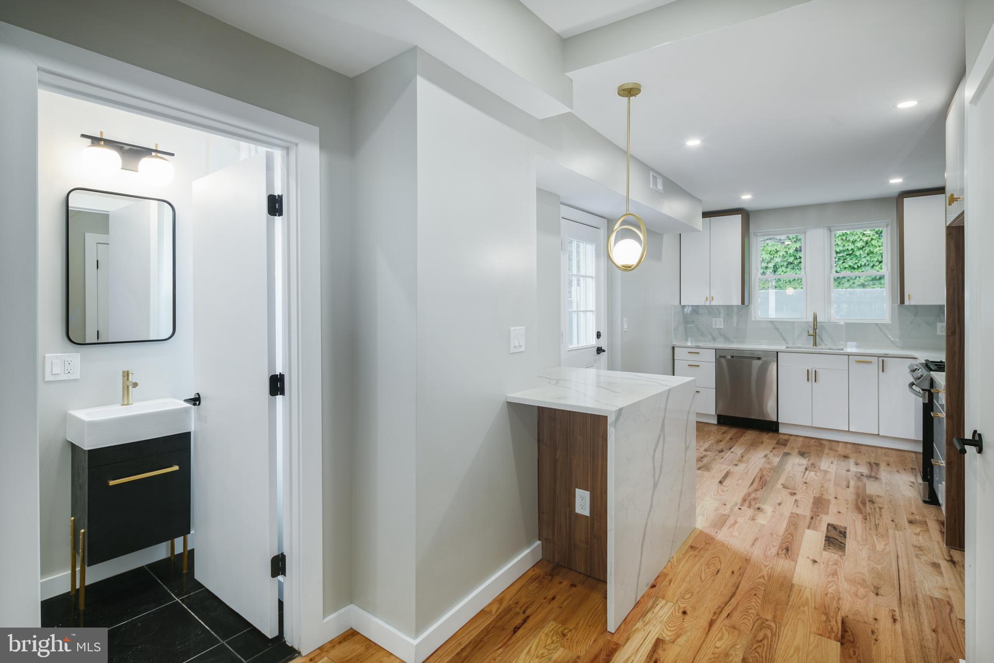 PASSYUNK SQUARE - Residential