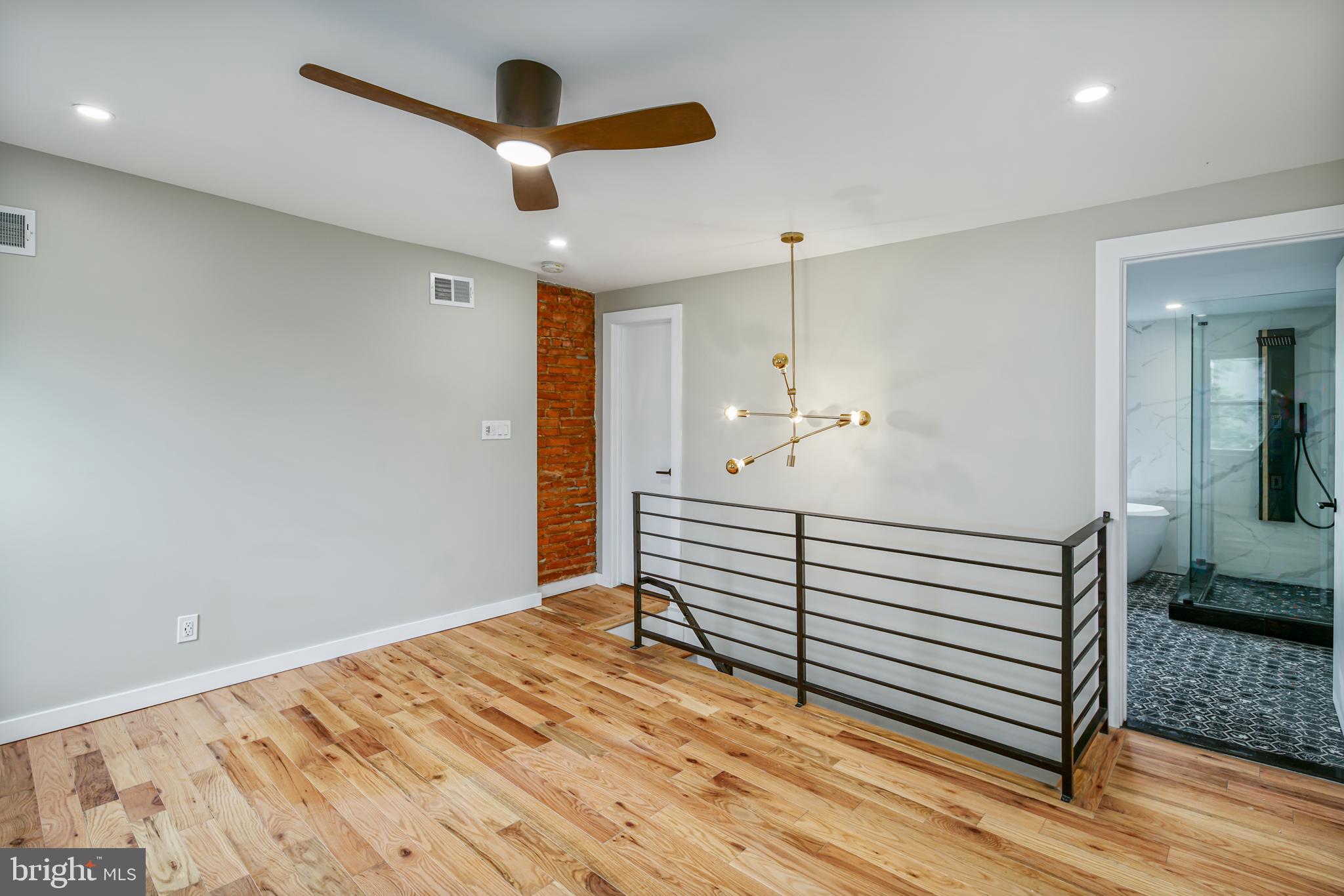 PASSYUNK SQUARE - Residential