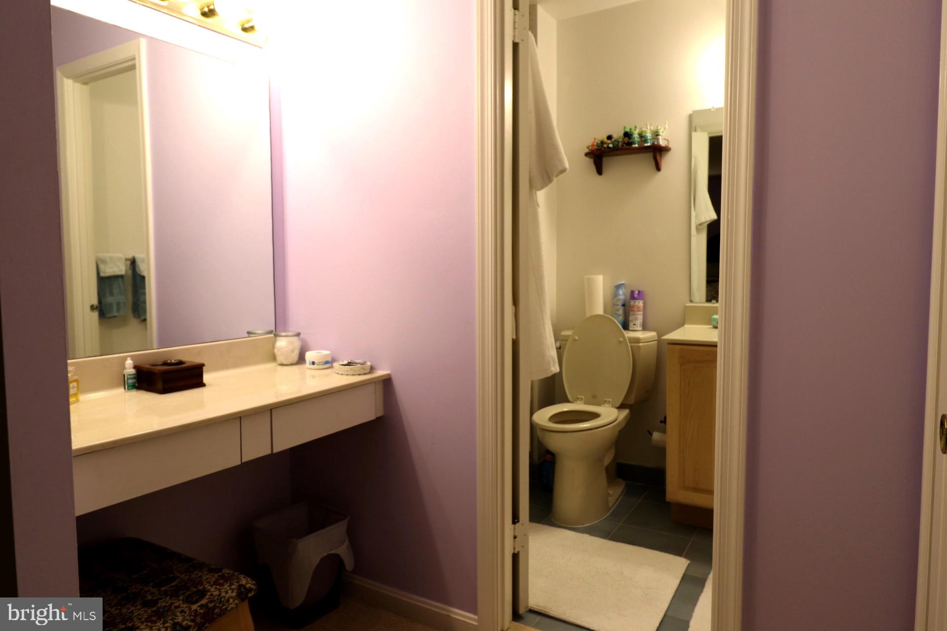 ORANGE HUNT SQUARE - Residential