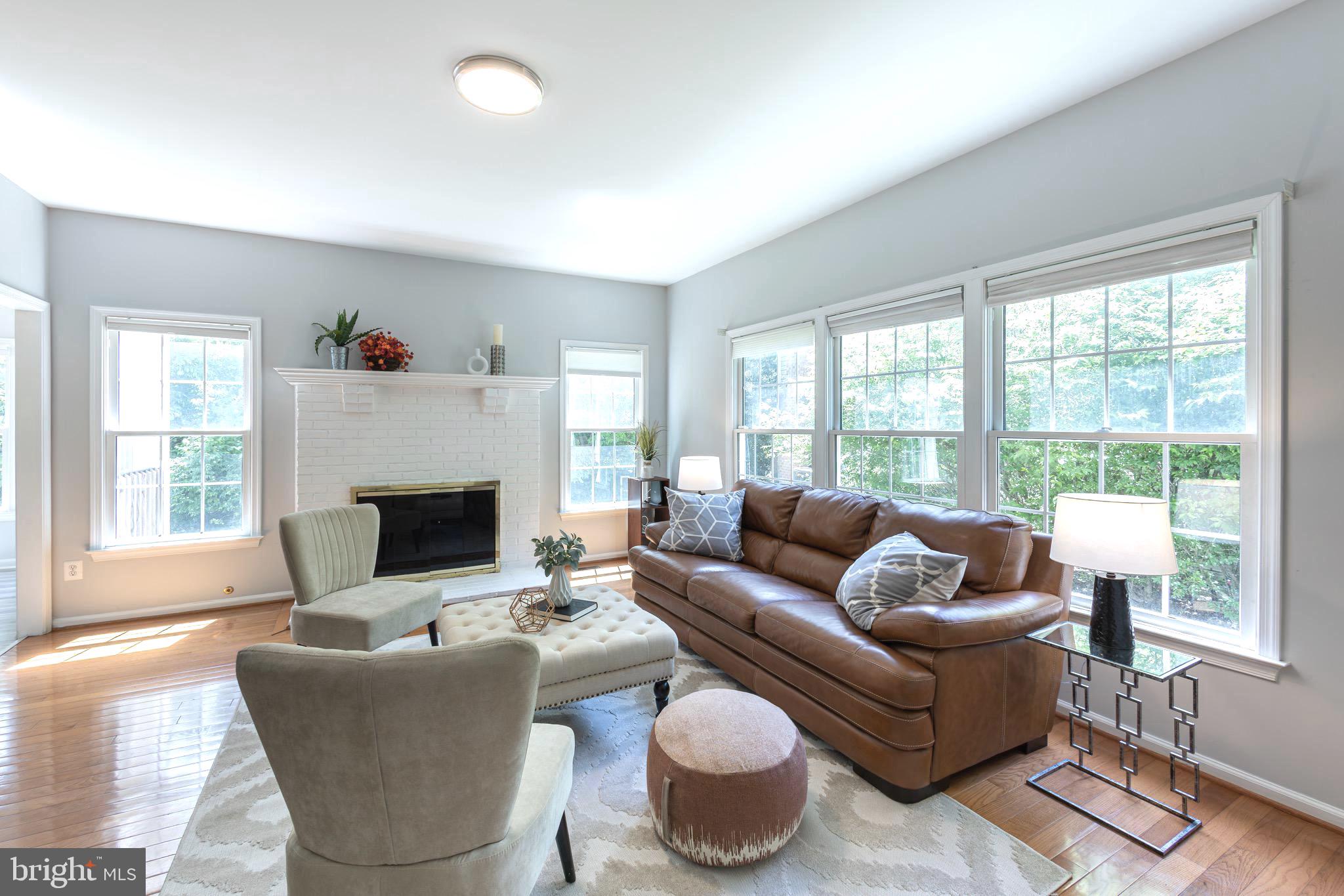 MONROE MANOR - Residential