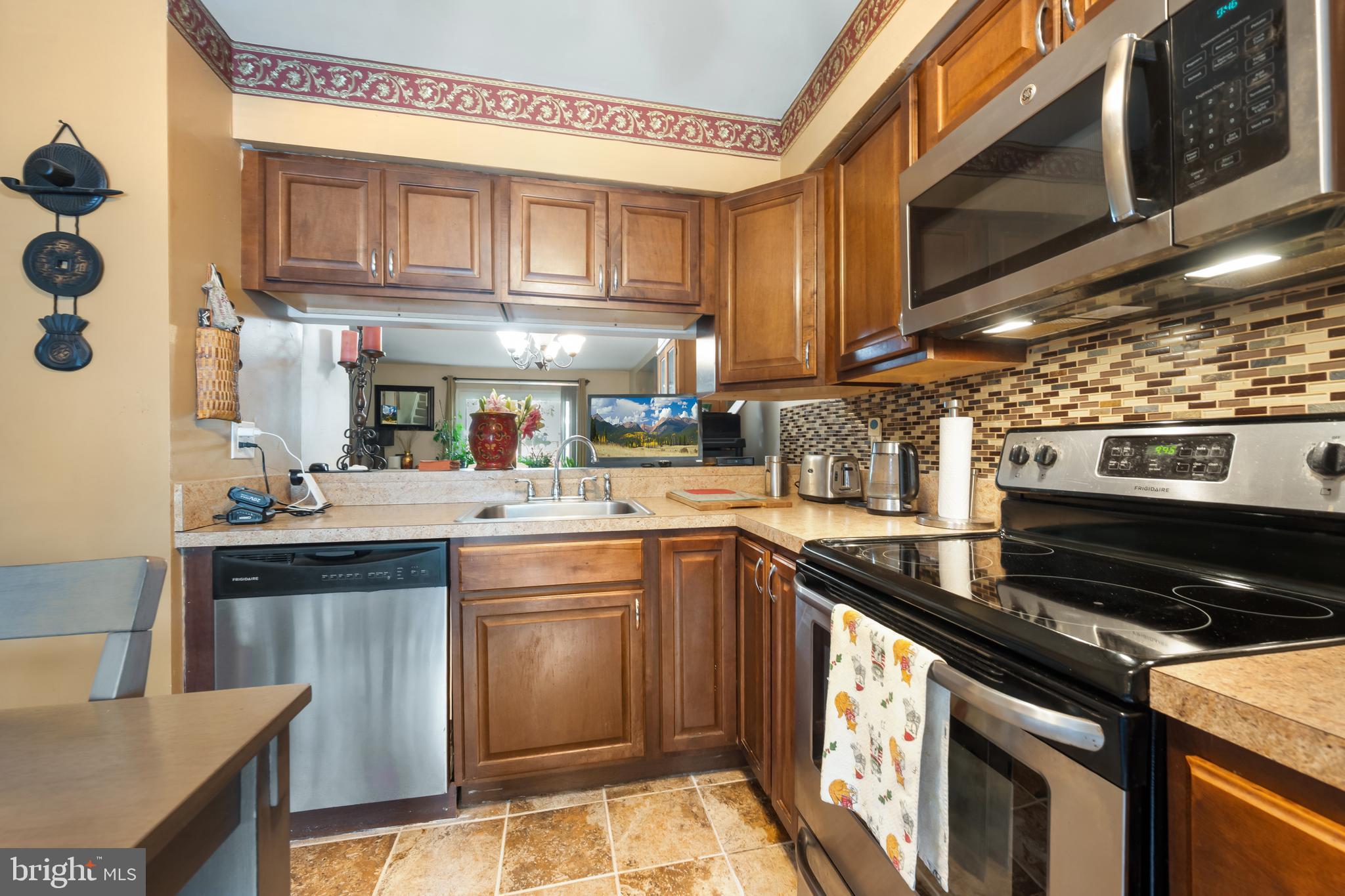 14040 CHESTNUT COURT