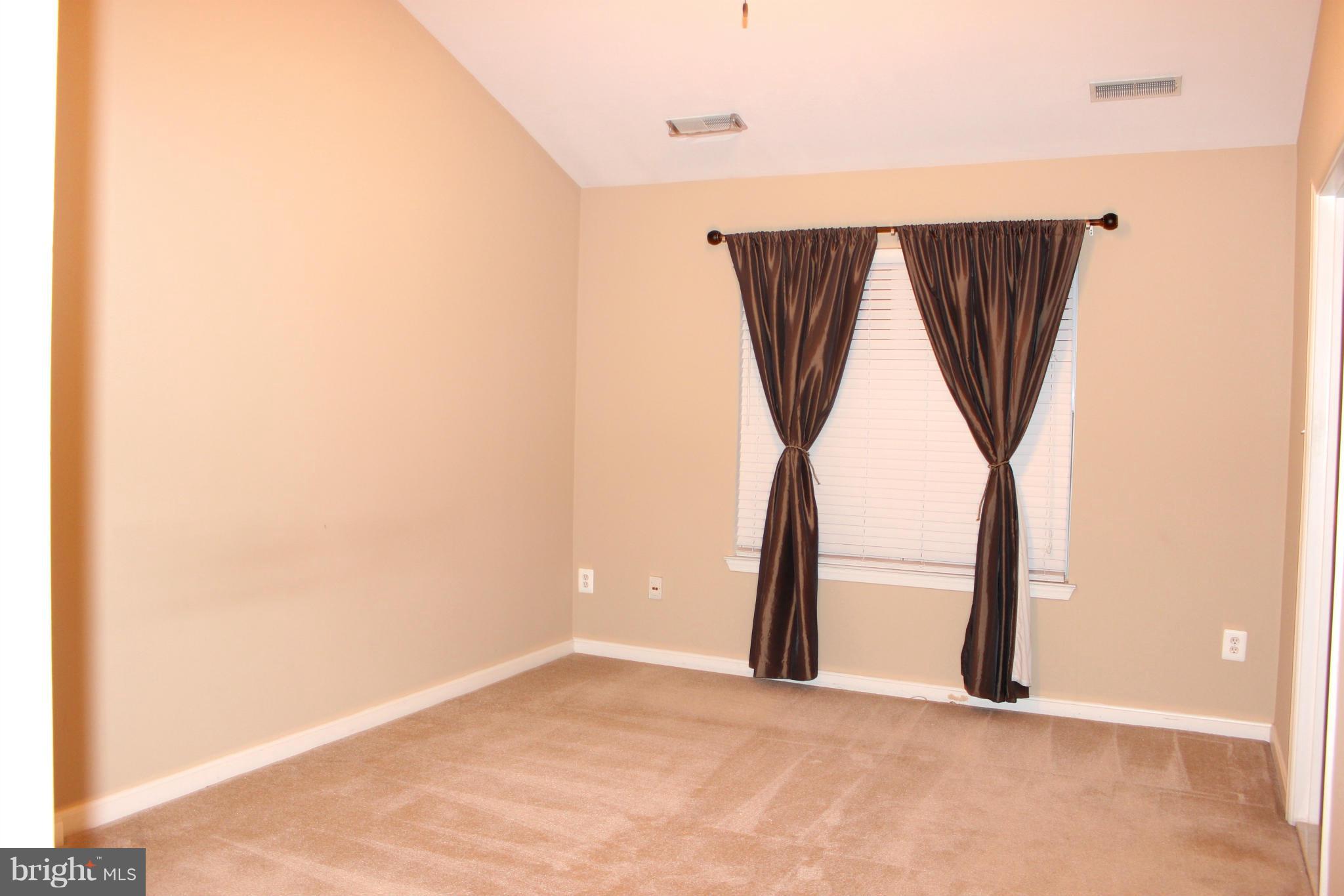 SOUTH RIDING - Residential Lease