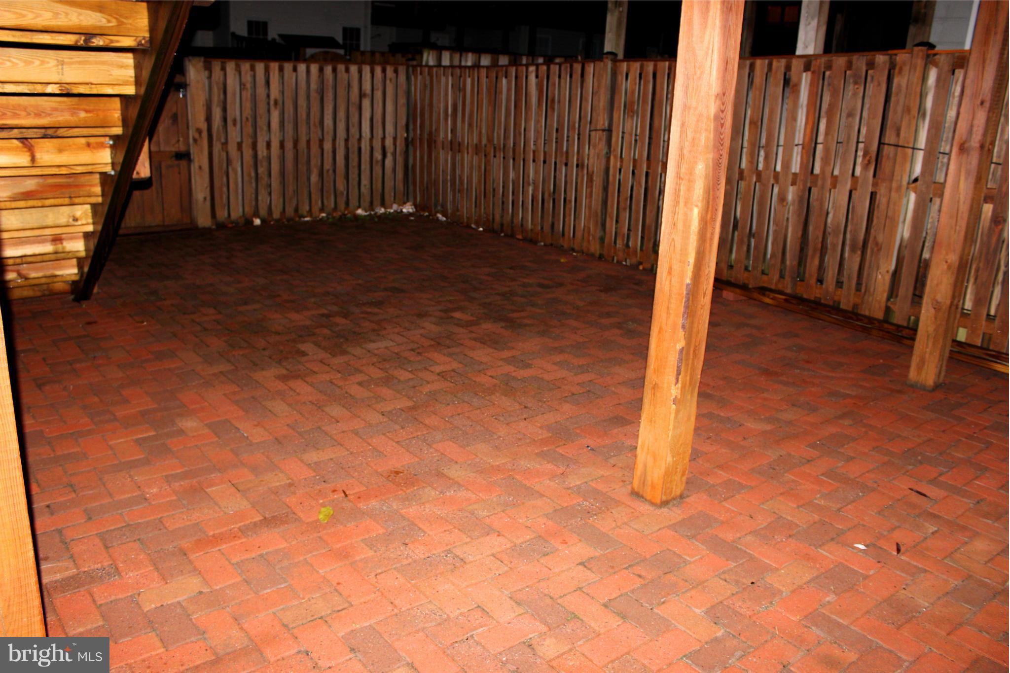 SOUTH RIDING - Residential Lease