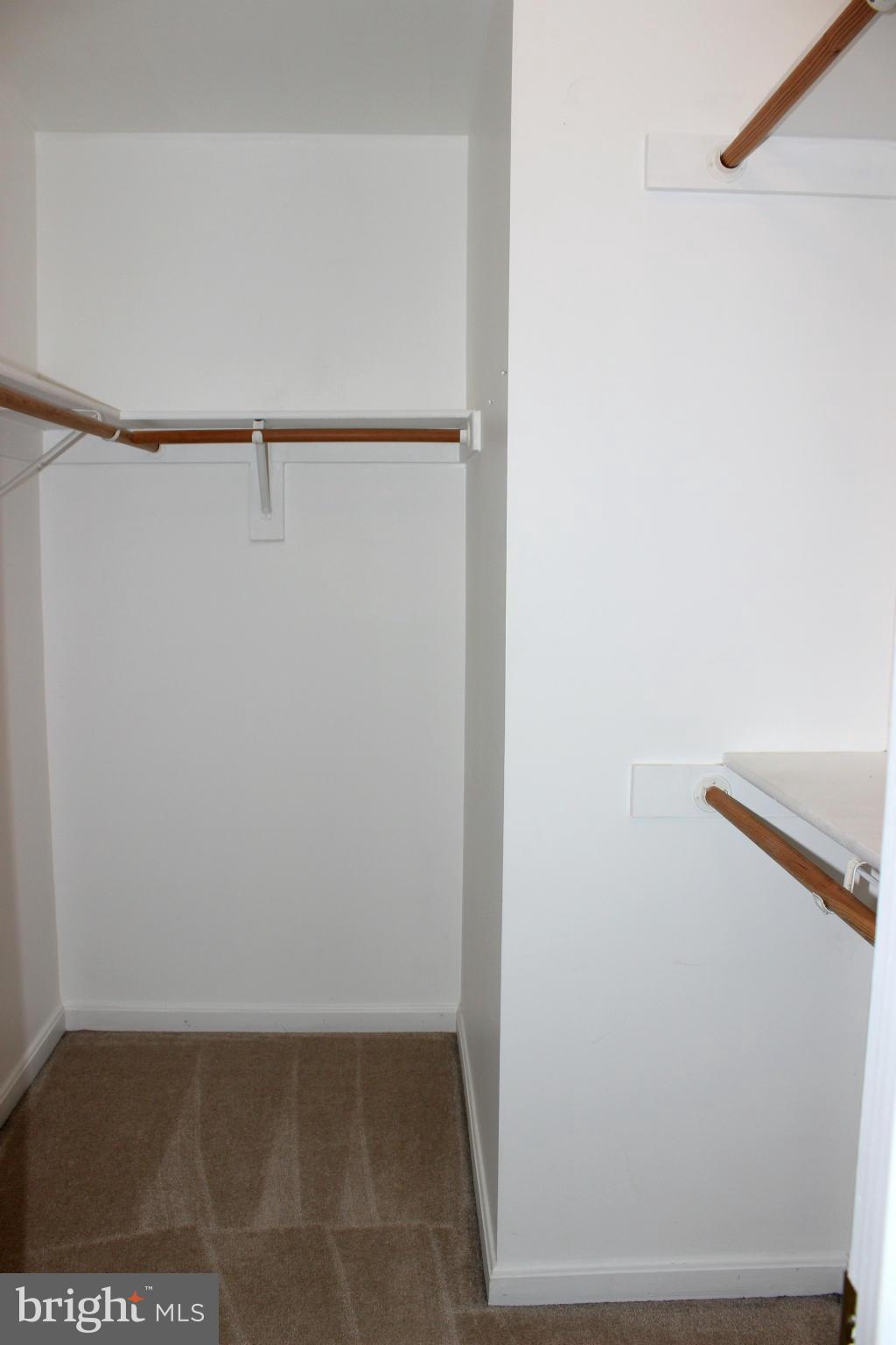 SOUTH RIDING - Residential Lease