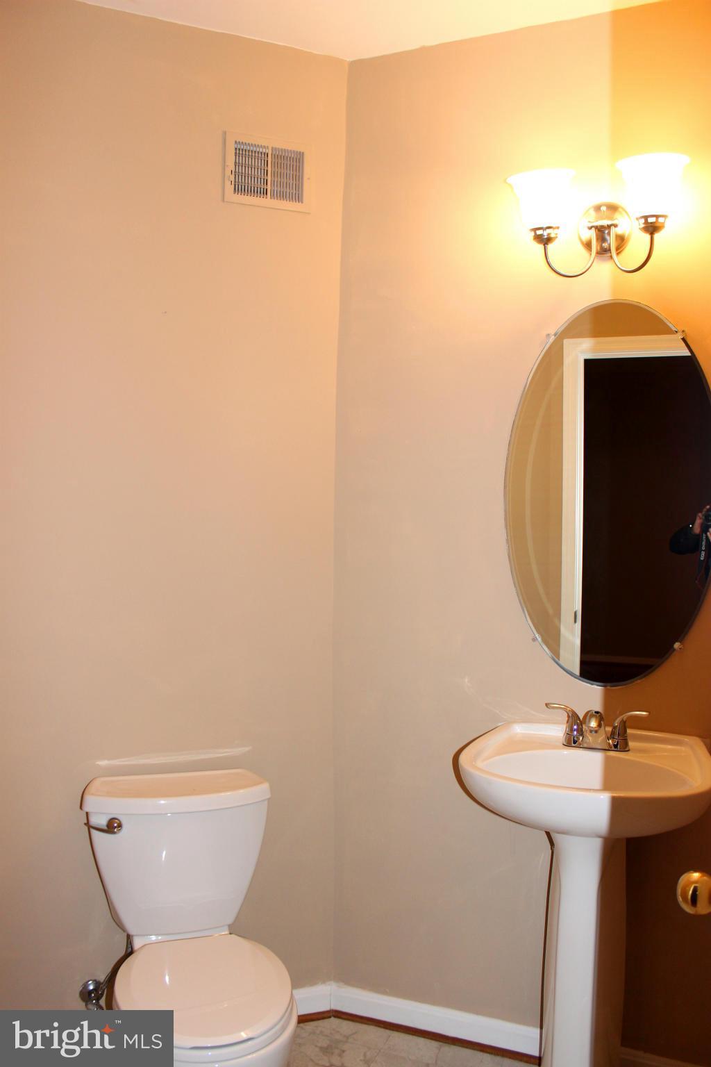 SOUTH RIDING - Residential Lease