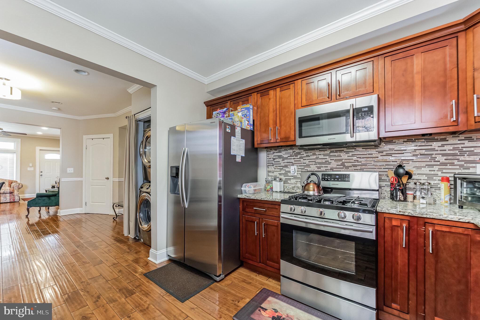 PARKSIDE - Residential