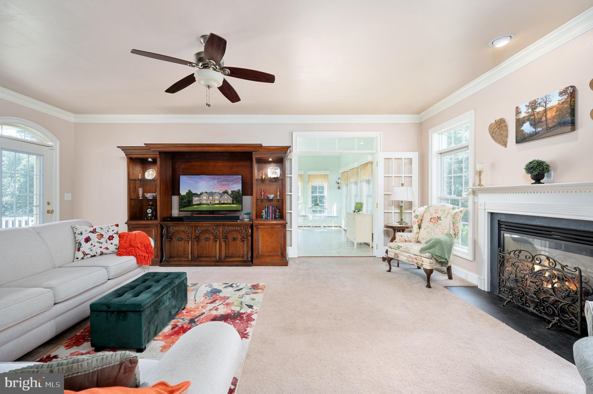 THE OAKS - Residential