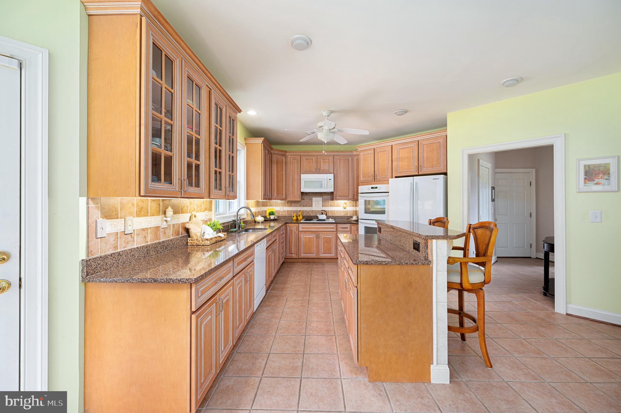 THE OAKS - Residential