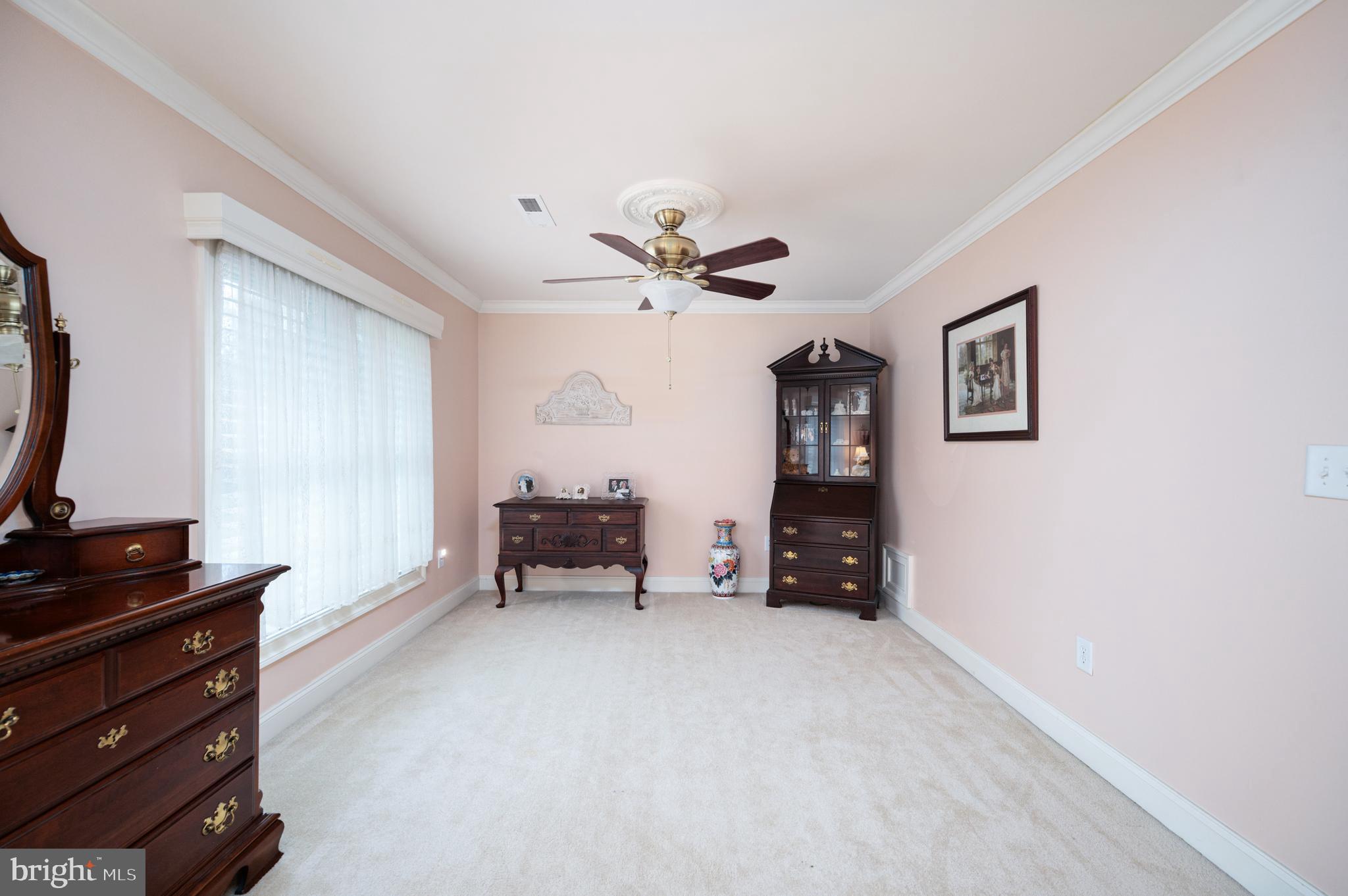 THE OAKS - Residential