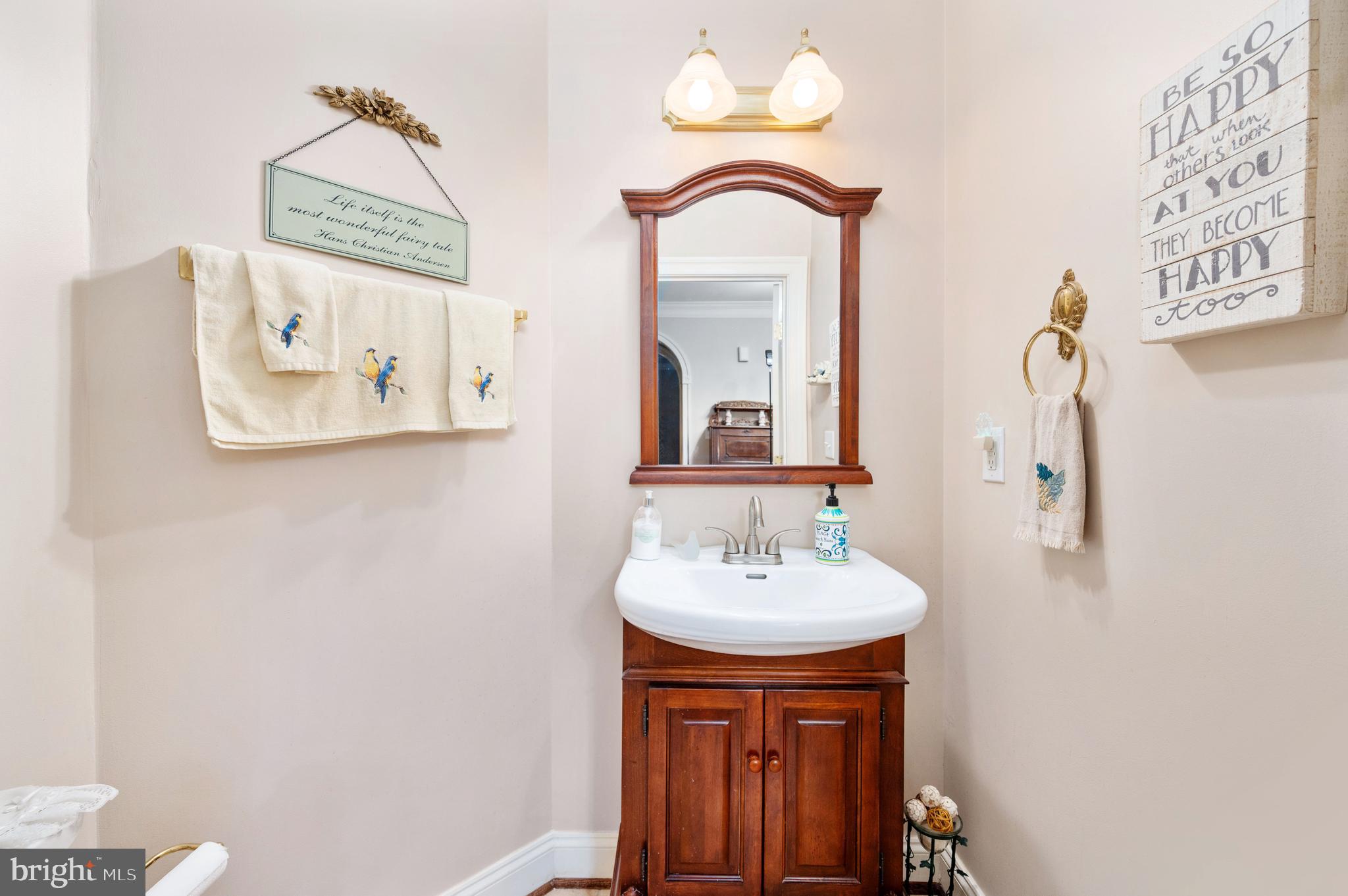 THE OAKS - Residential