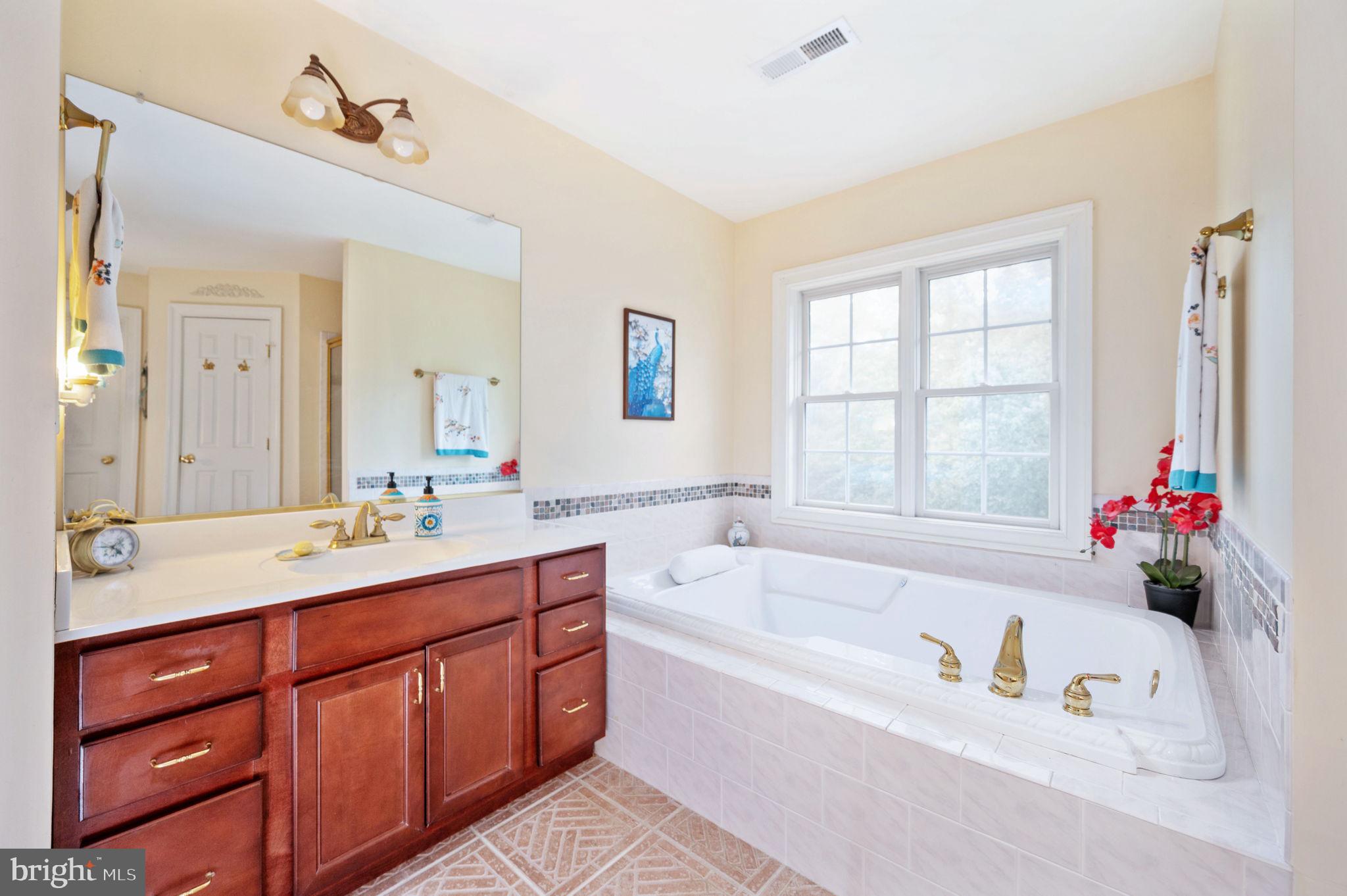 THE OAKS - Residential