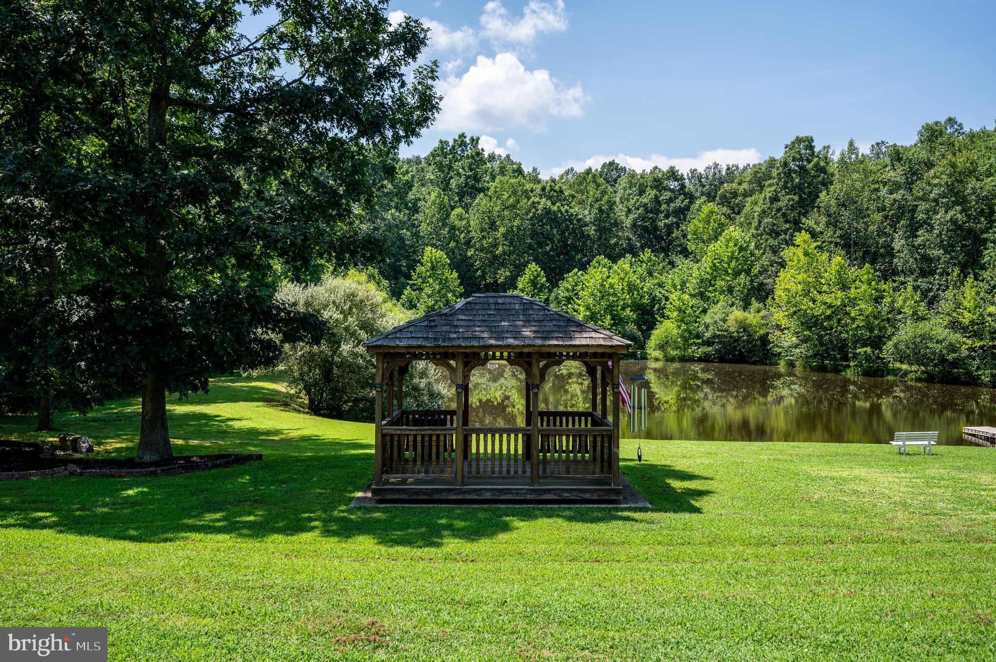 THE OAKS - Residential