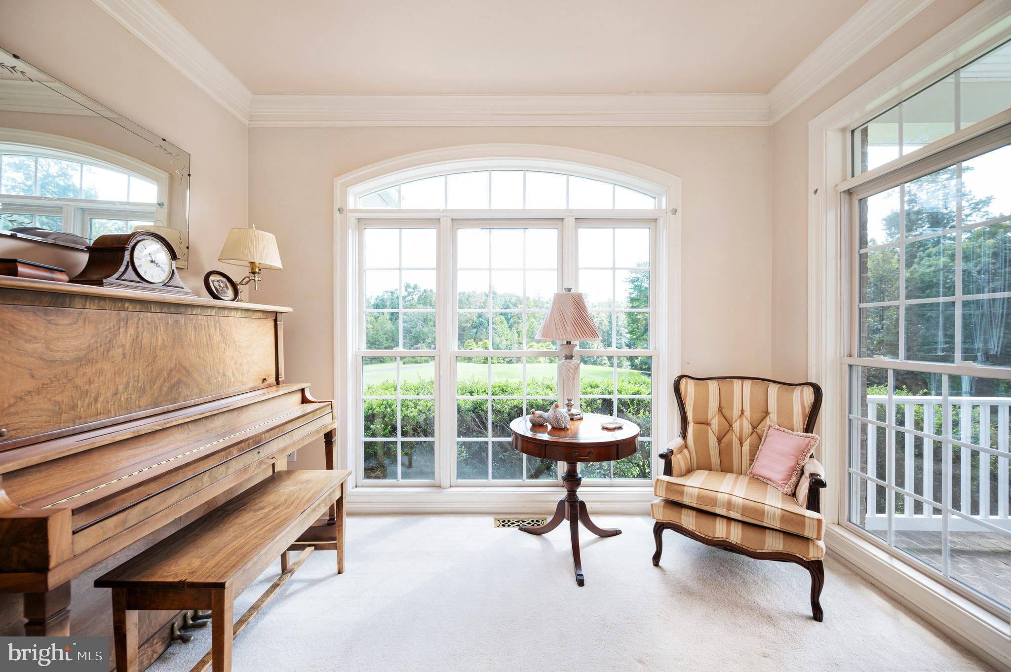 THE OAKS - Residential