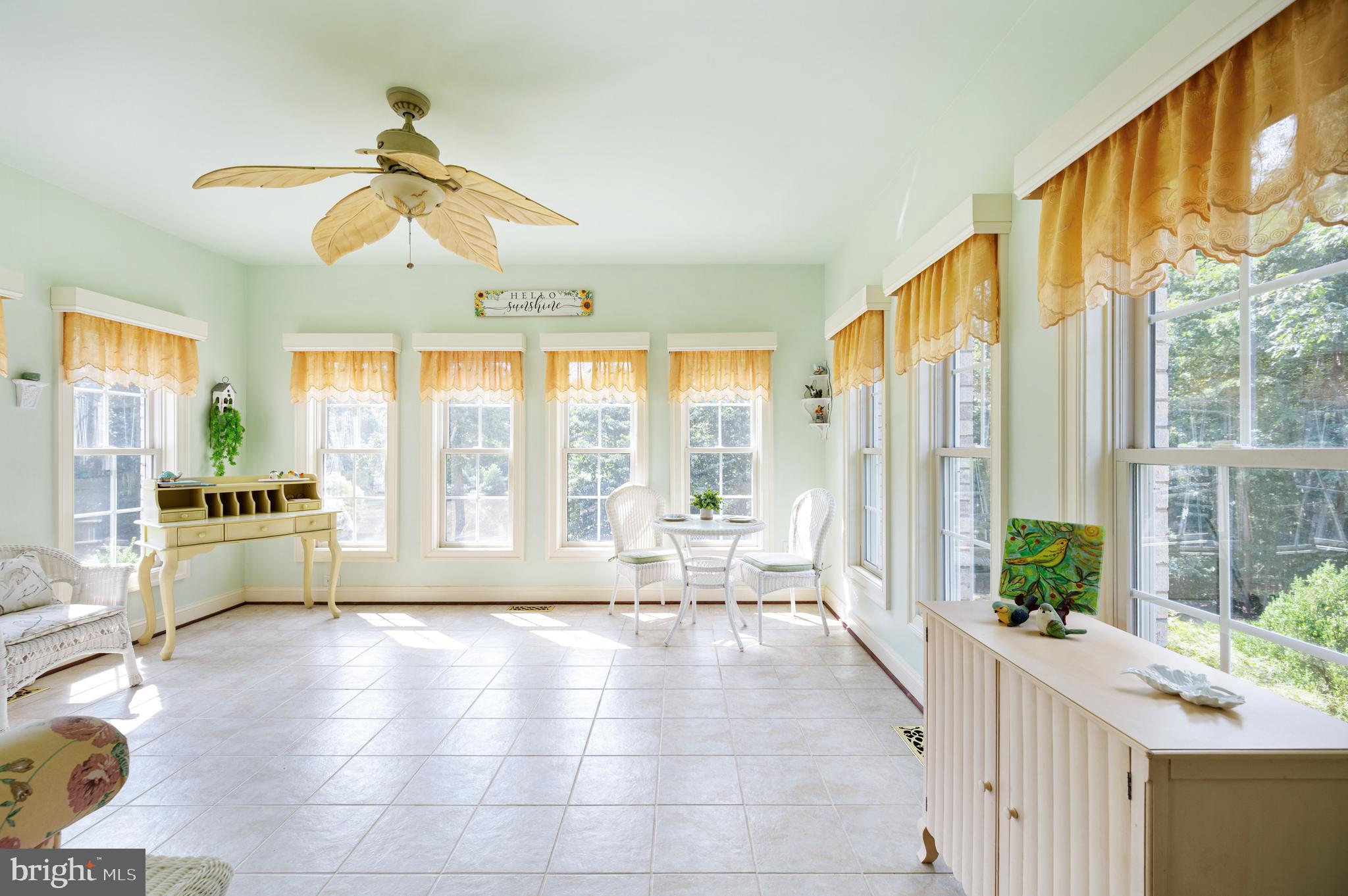 THE OAKS - Residential