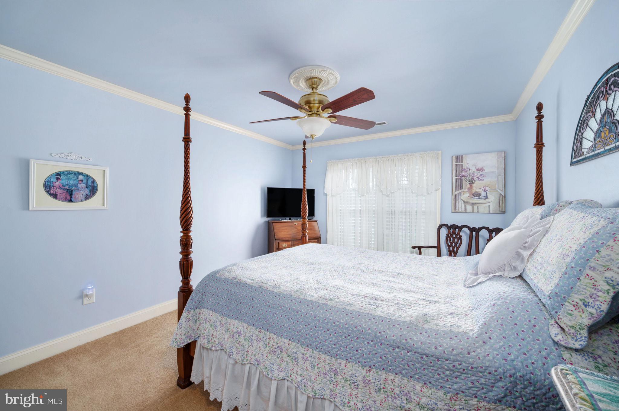 THE OAKS - Residential