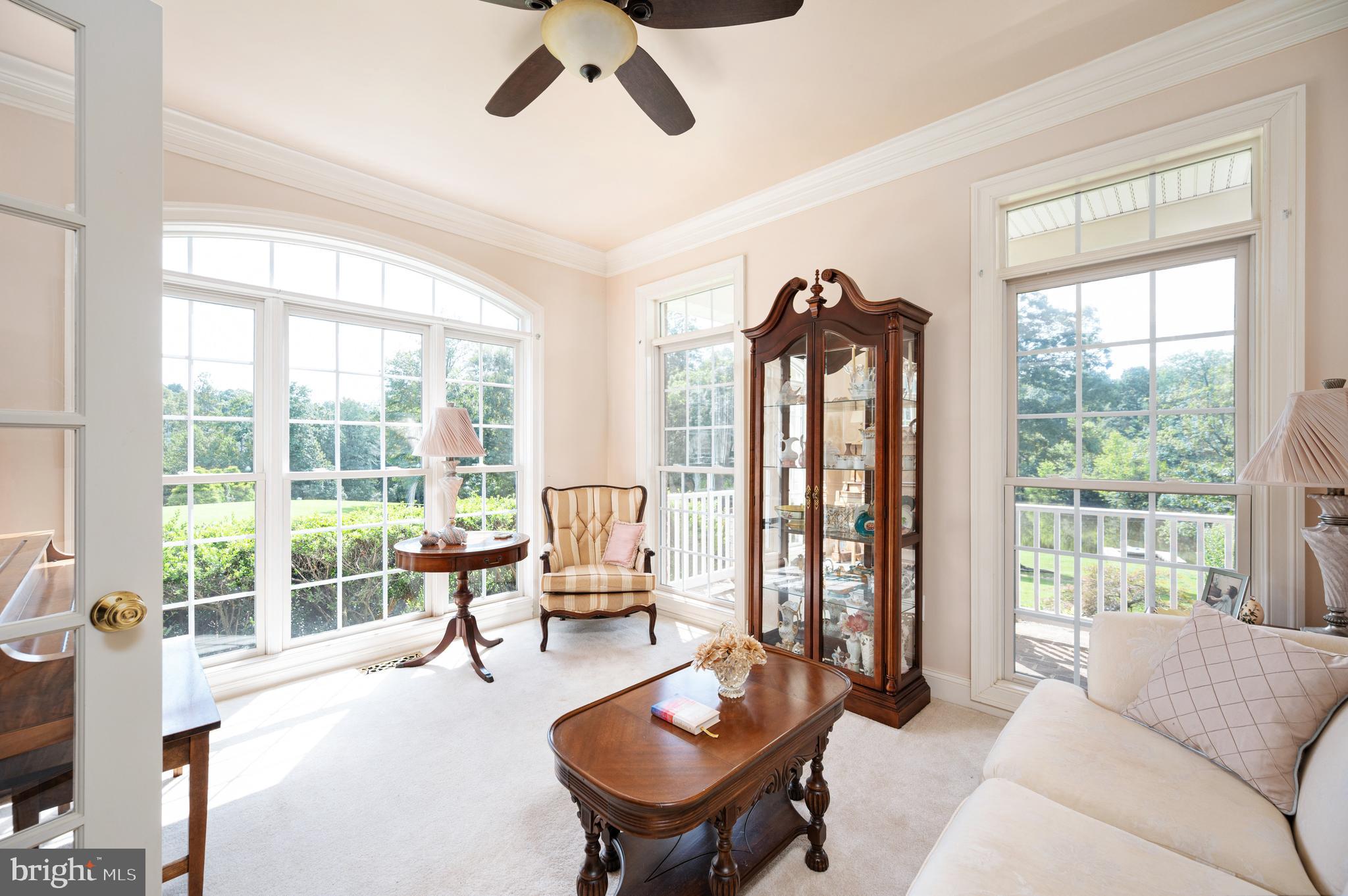 THE OAKS - Residential