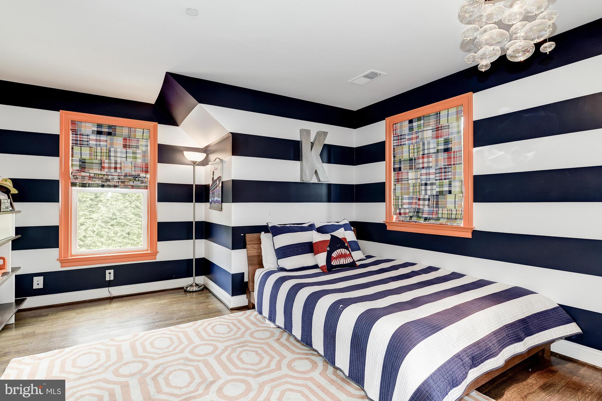 BRADLEY HILLS - Residential