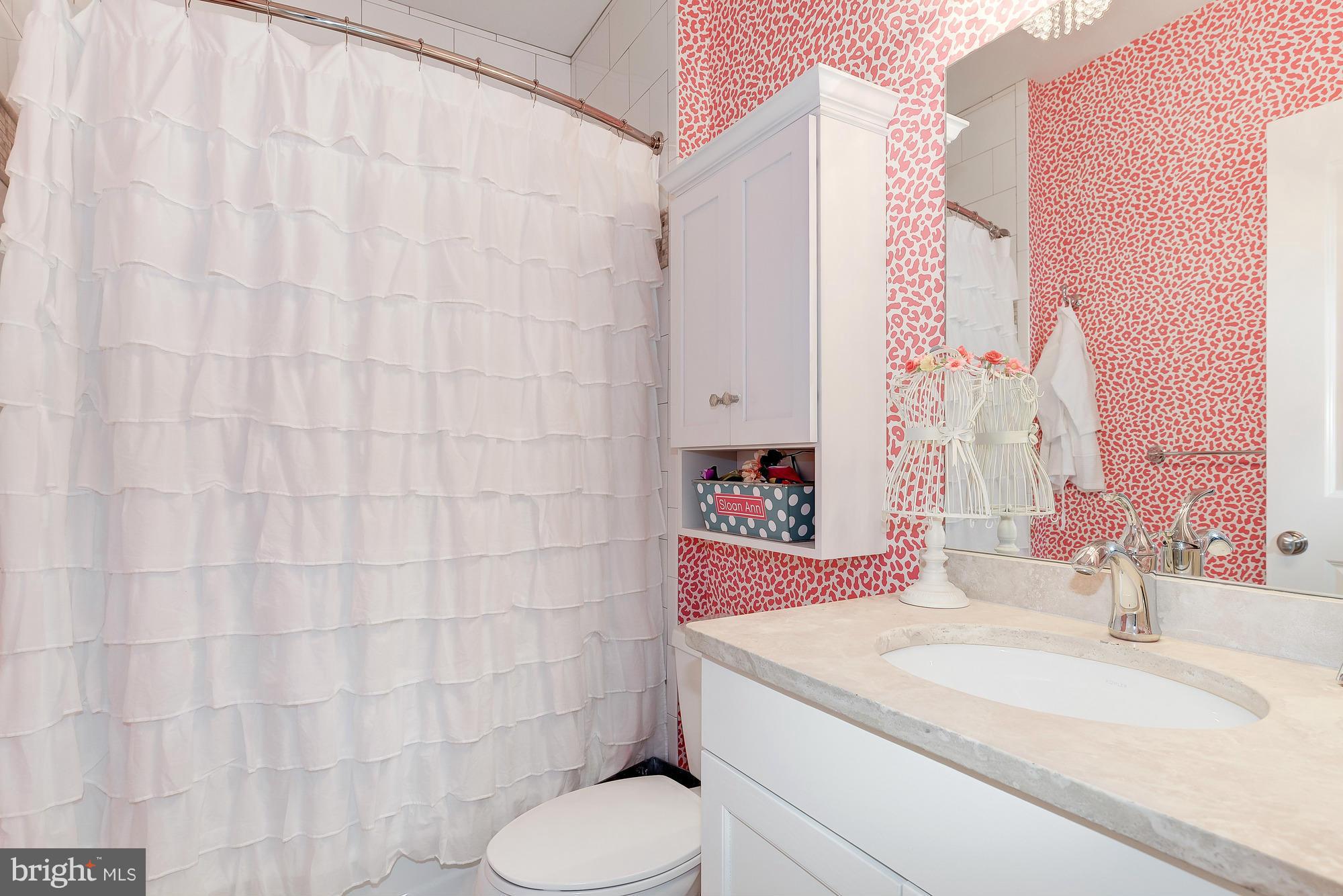 BRADLEY HILLS - Residential