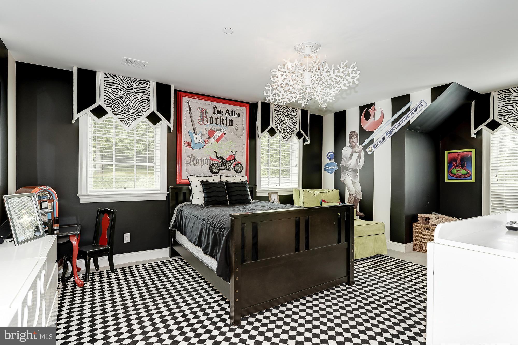 BRADLEY HILLS - Residential