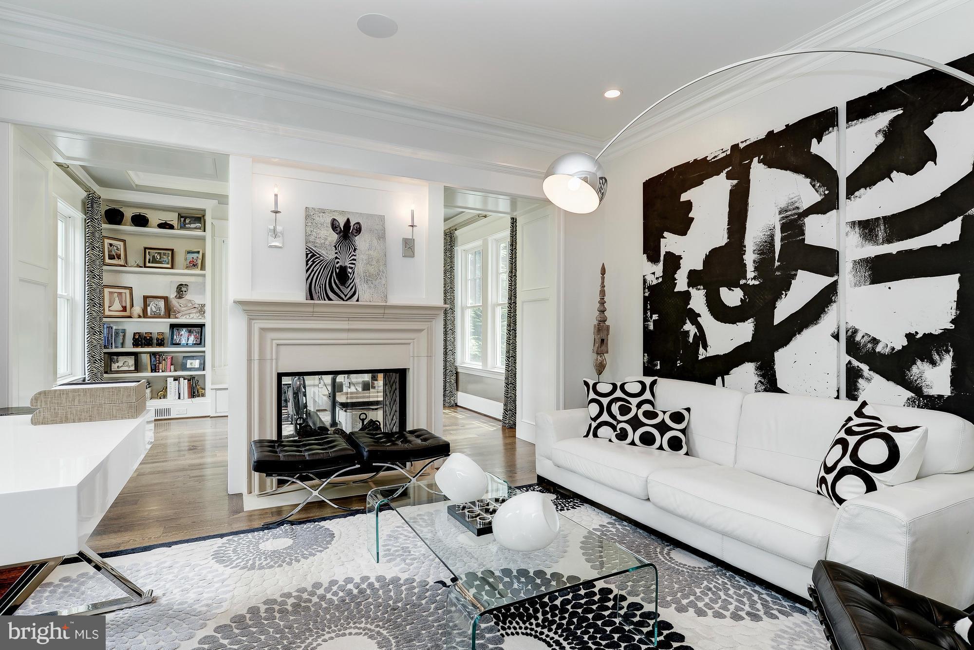 BRADLEY HILLS - Residential