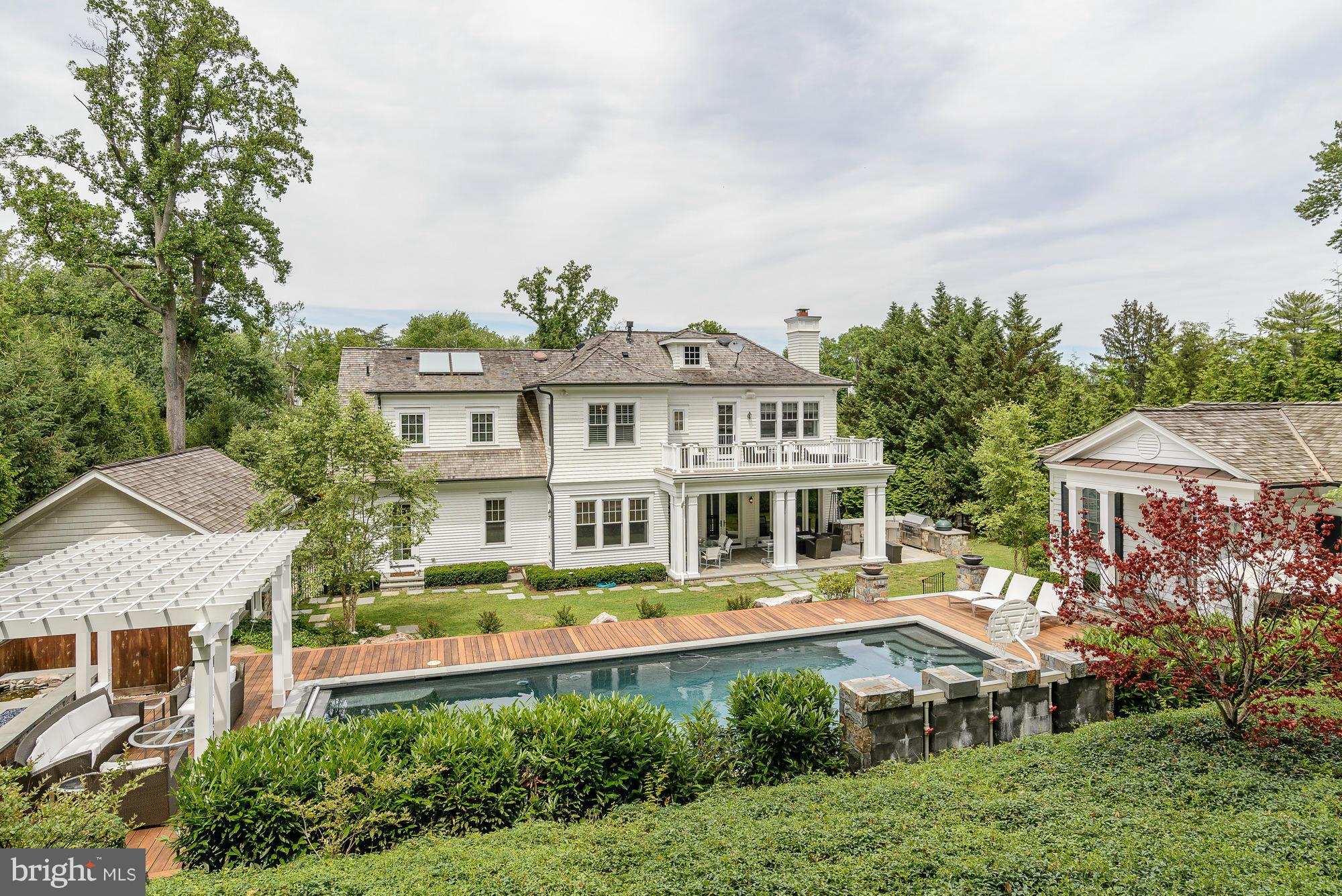 BRADLEY HILLS - Residential