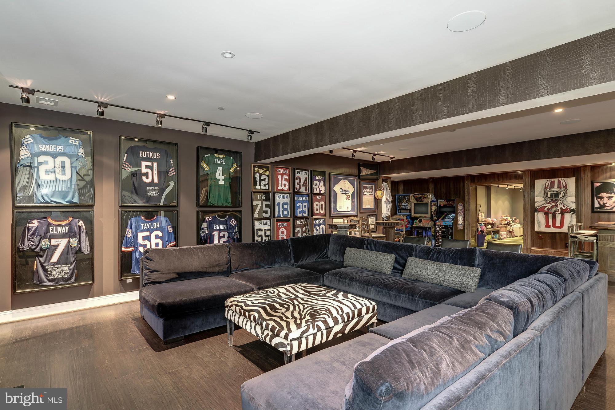 BRADLEY HILLS - Residential