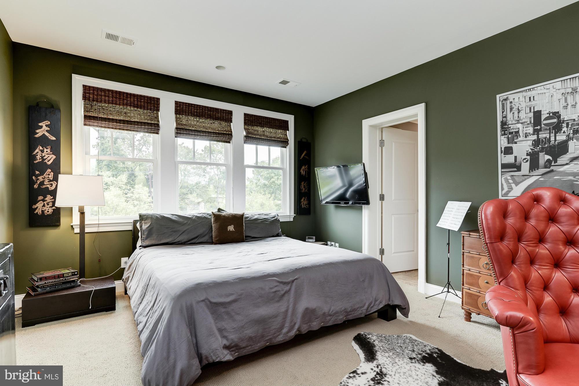 BRADLEY HILLS - Residential