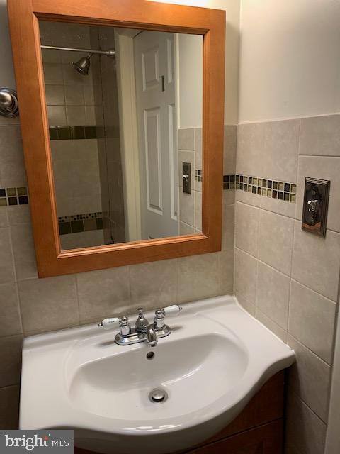 CANTON - Residential Lease