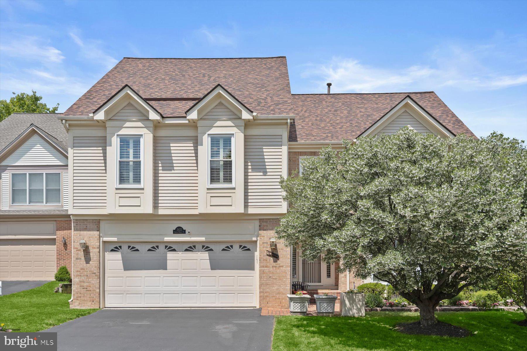 3422 SILVER MAPLE PLACE