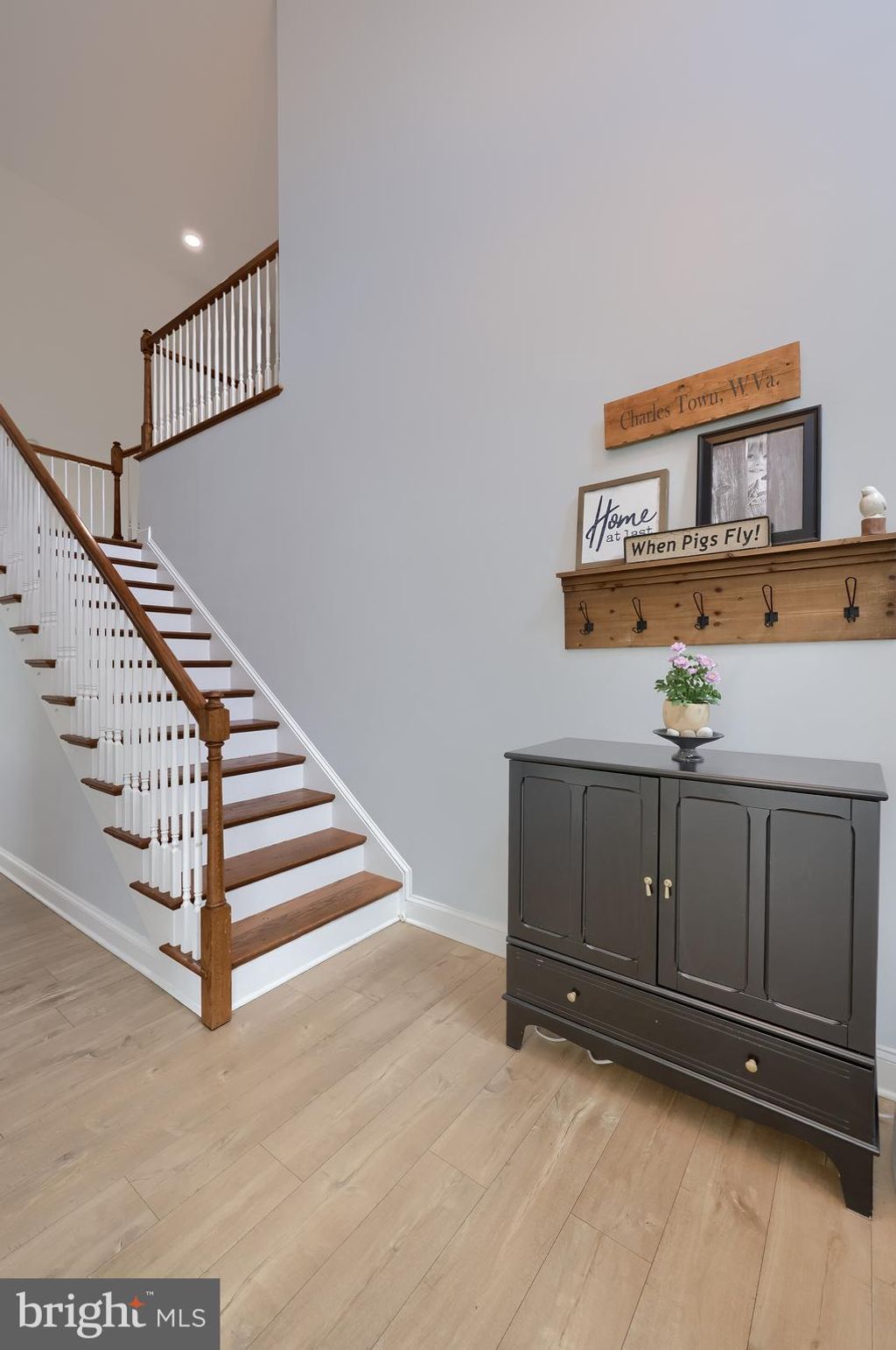 Photo of 305 Greenhedge Drive, LANCASTER, PA 17603 (MLS # PALA2072368)