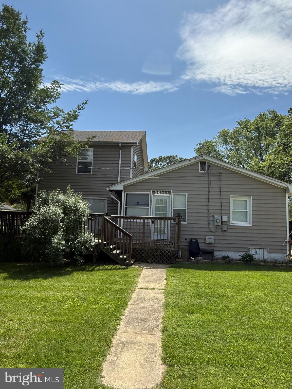 MILL POINT - Residential Lease