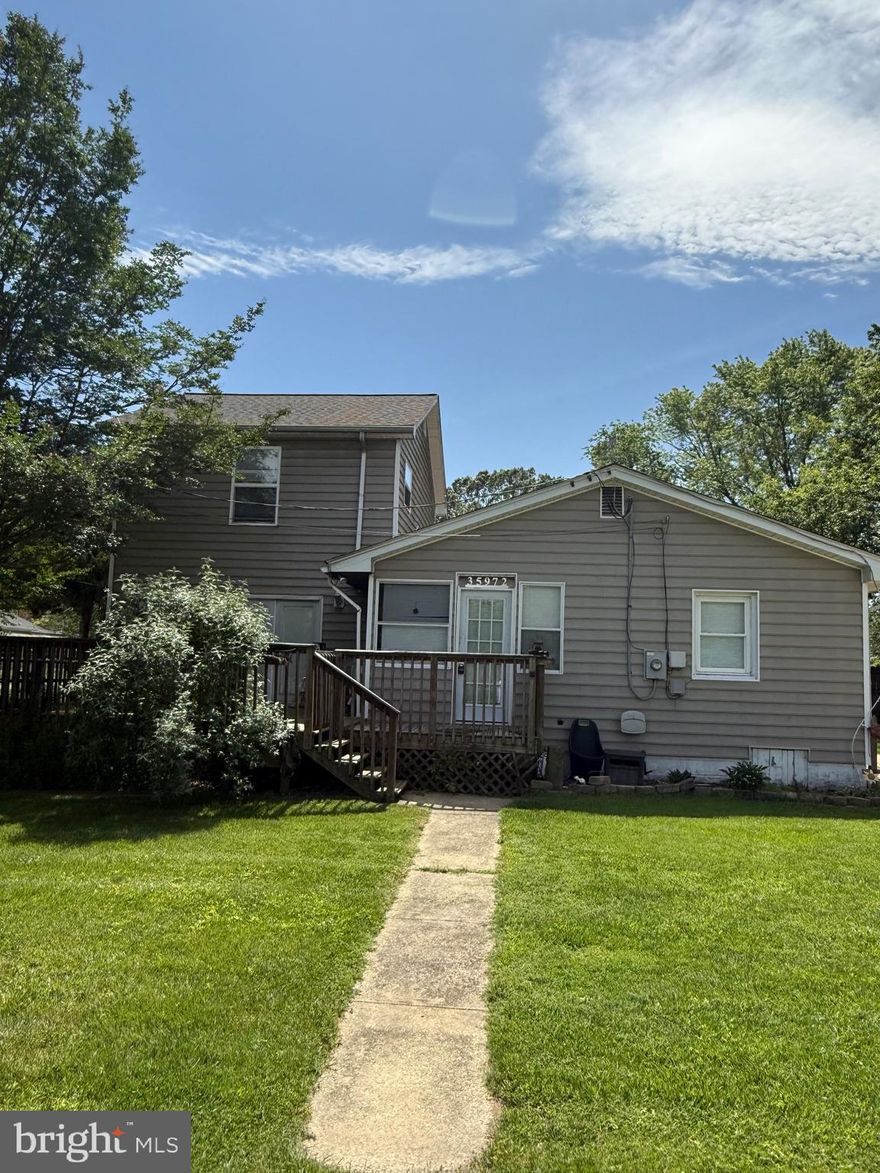 Discover coastal living at its finest! This freshly updated 3-bedroom, 2-bathroom offers modern comfort in a serene, water oriented community just steps from the Wicomico River. Enjoy the best of both worlds: a private retreat with a fenced backyard, paired with exclusive access to community waterfront amenities. Kayak, community beach, picnic, grills and fishing.