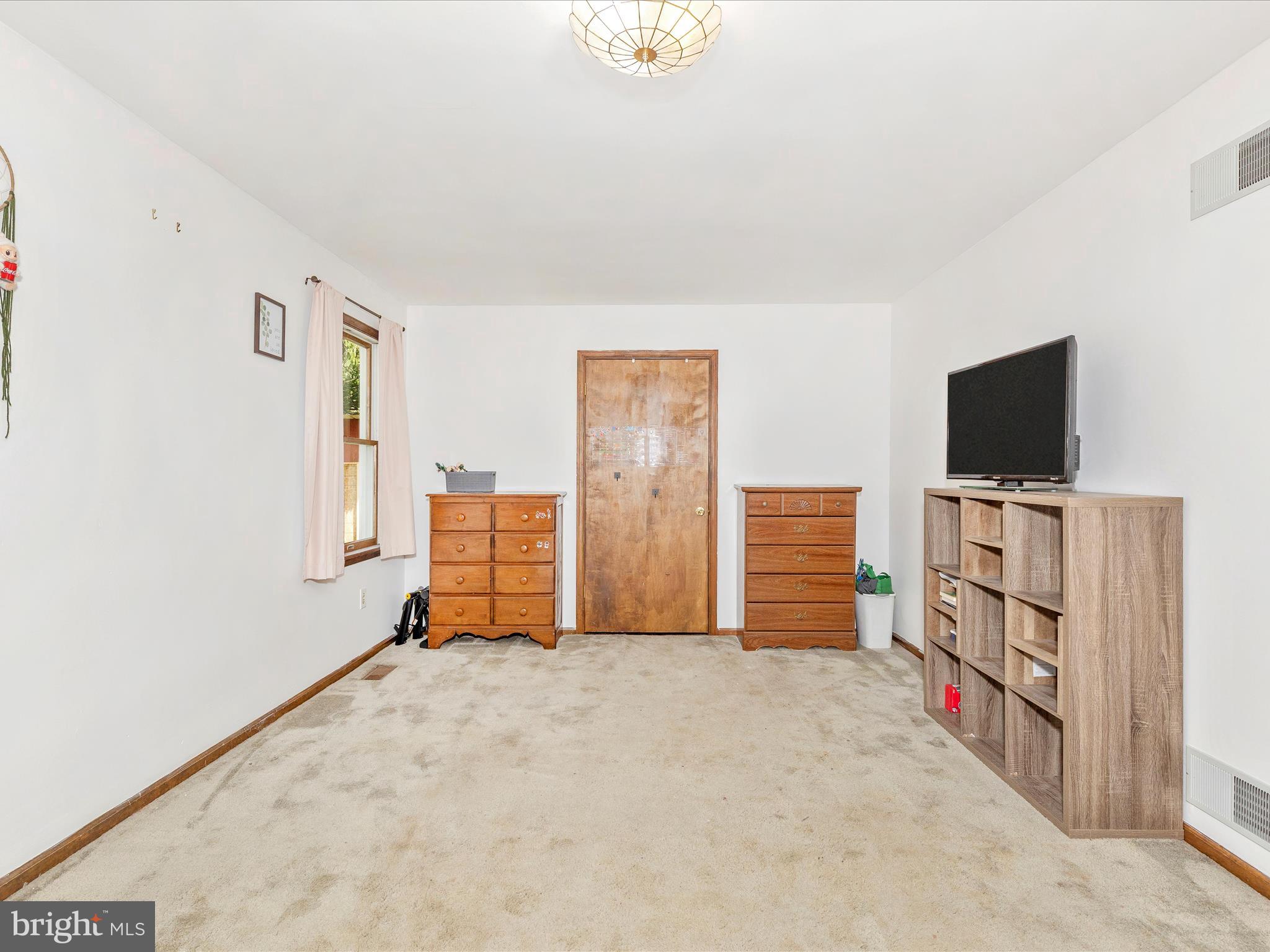 BOB EL FARMS - Residential