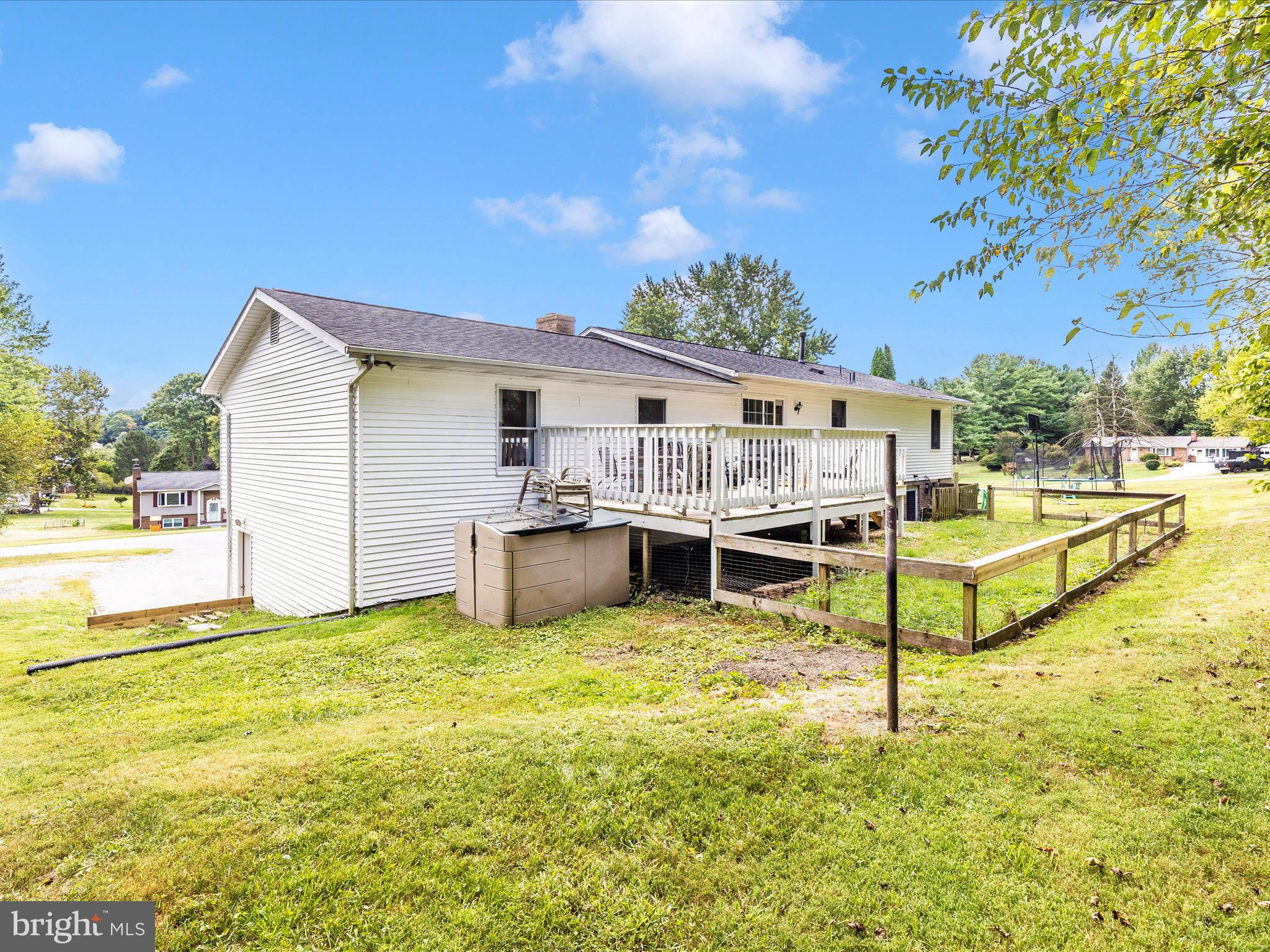 BOB EL FARMS - Residential