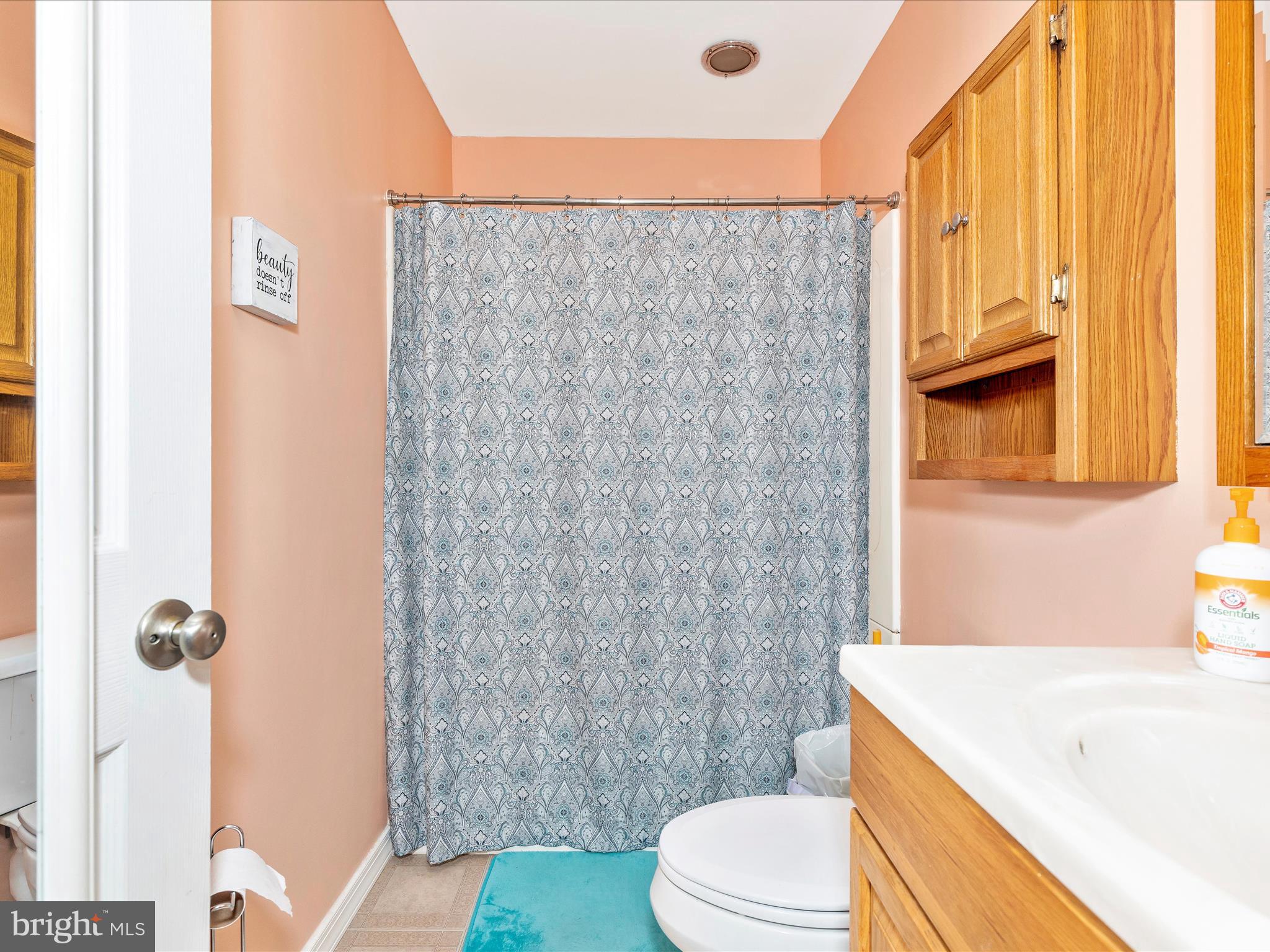 BOB EL FARMS - Residential