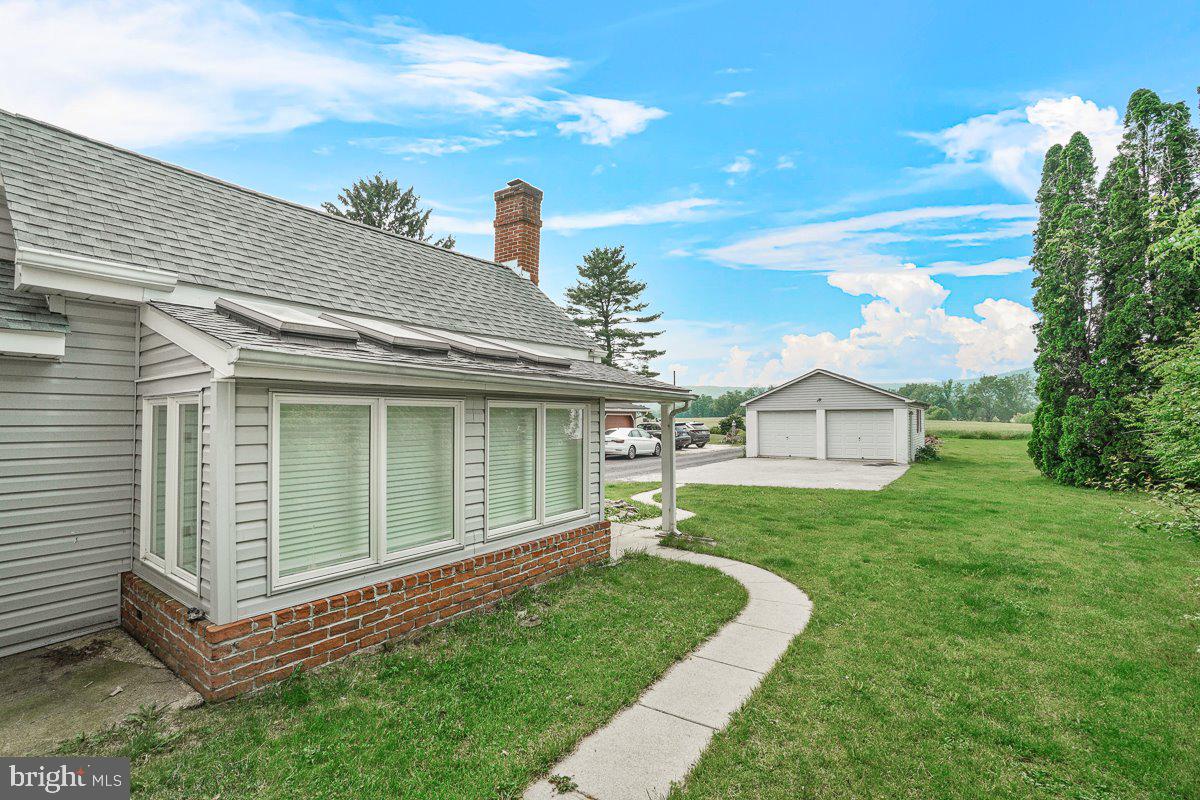 MAIN STREET - Residential