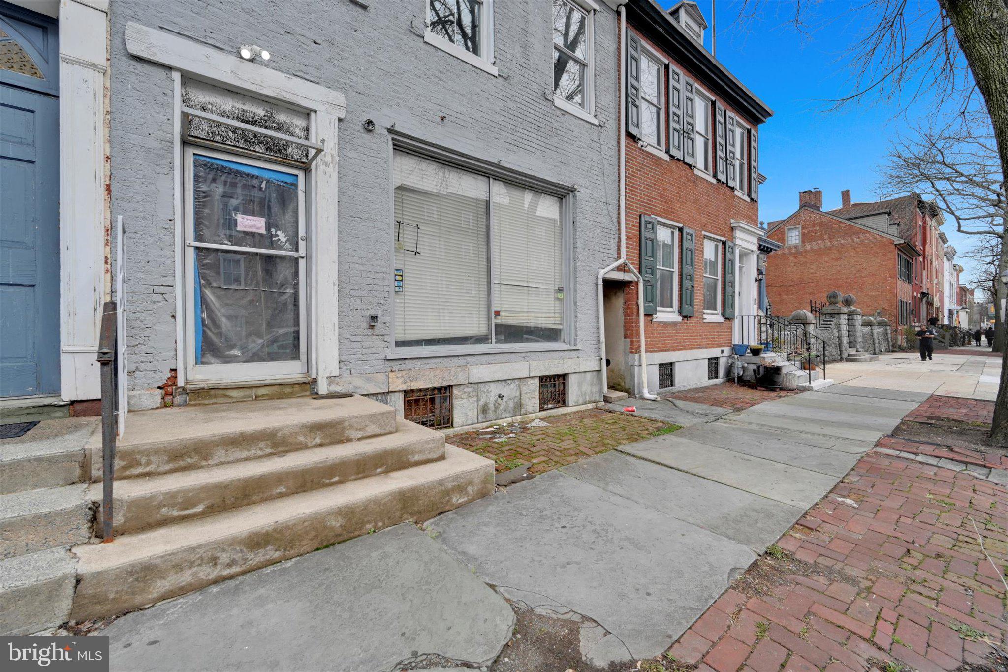 ***Calling all investors*** Don’t miss your opportunity to own a unique property that is ready to produce instant income. This freshly renovated property was once set up for a commercial lower space and potential residential in the upper level. The current owner has framed out the a large open space in the lower level with garage access from the back. This lower level would be perfect for a potential barbershop or show room with a private bathroom and private entrances that is a perfect set up for any potential business.
Upstairs you’ll be pleasantly surprised to find 4 spacious 1 beds each with their own full bathroom. You’ll also find a full kitchen, one more additional potential bedroom, and extra storage space.
Located in a vibrant historical part of the city this property will be a great additional to any portfolio.
Contact us today with any questions.
