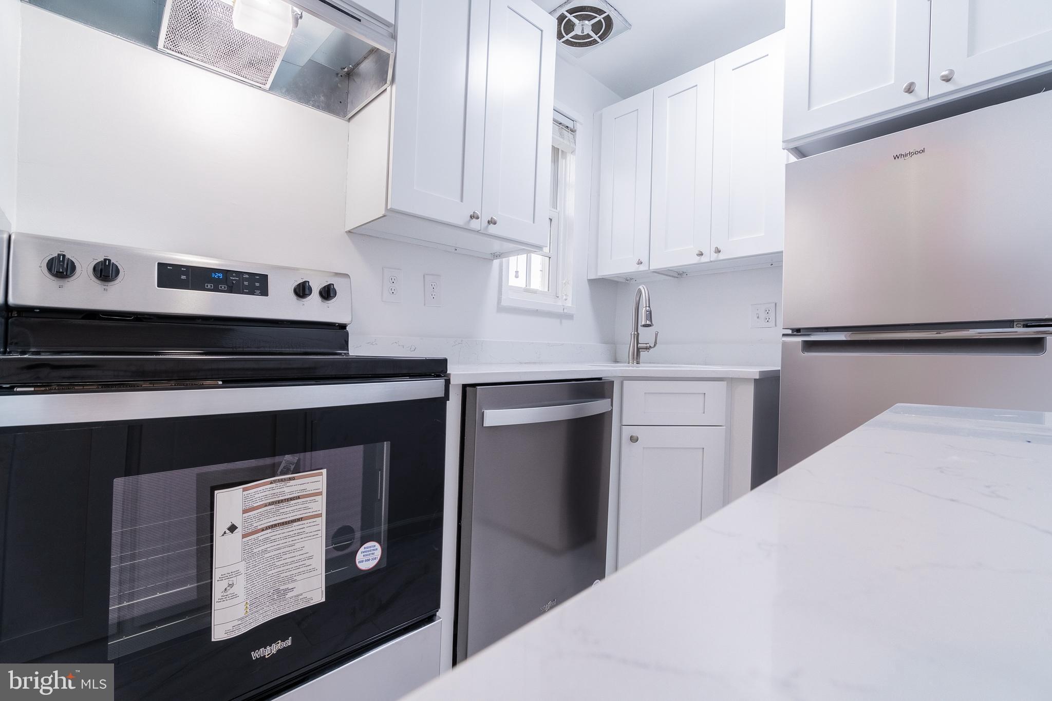 POTOWMACK CROSSING - Residential Lease